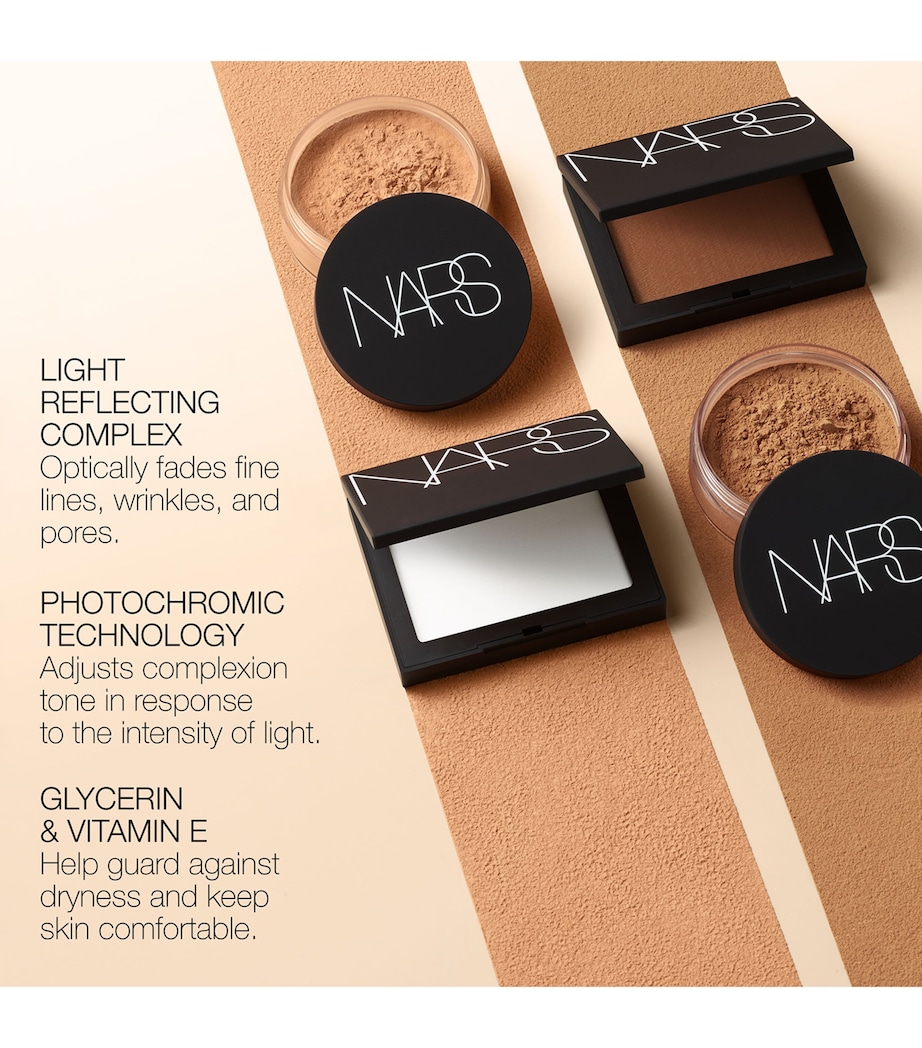 NARS Light Reflecting Loose Setting Powder Sable Image 6