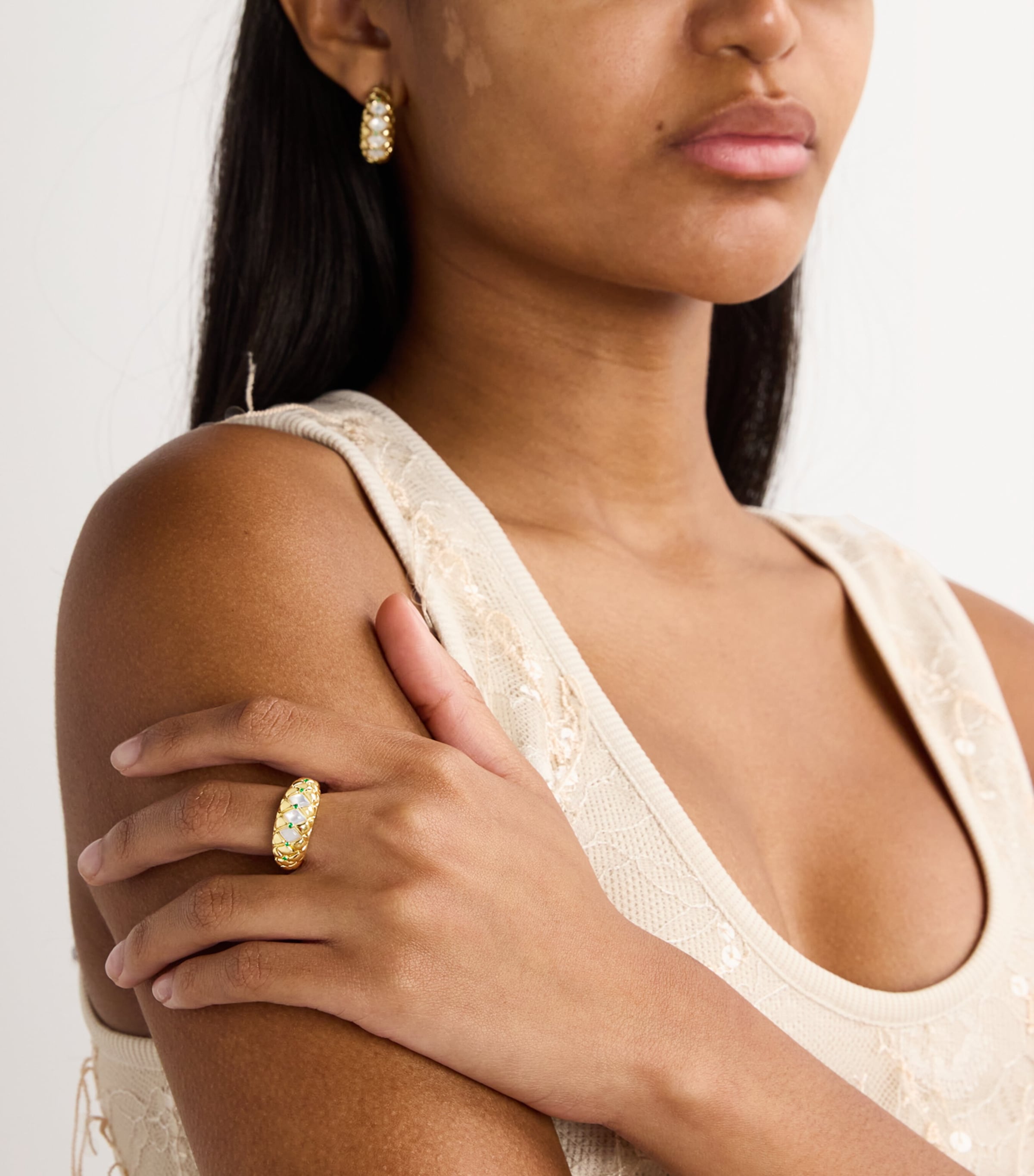 Yellow Gold, Diamond and Emerald Bond Street Curve Ring YELLOW GOLD Image 5