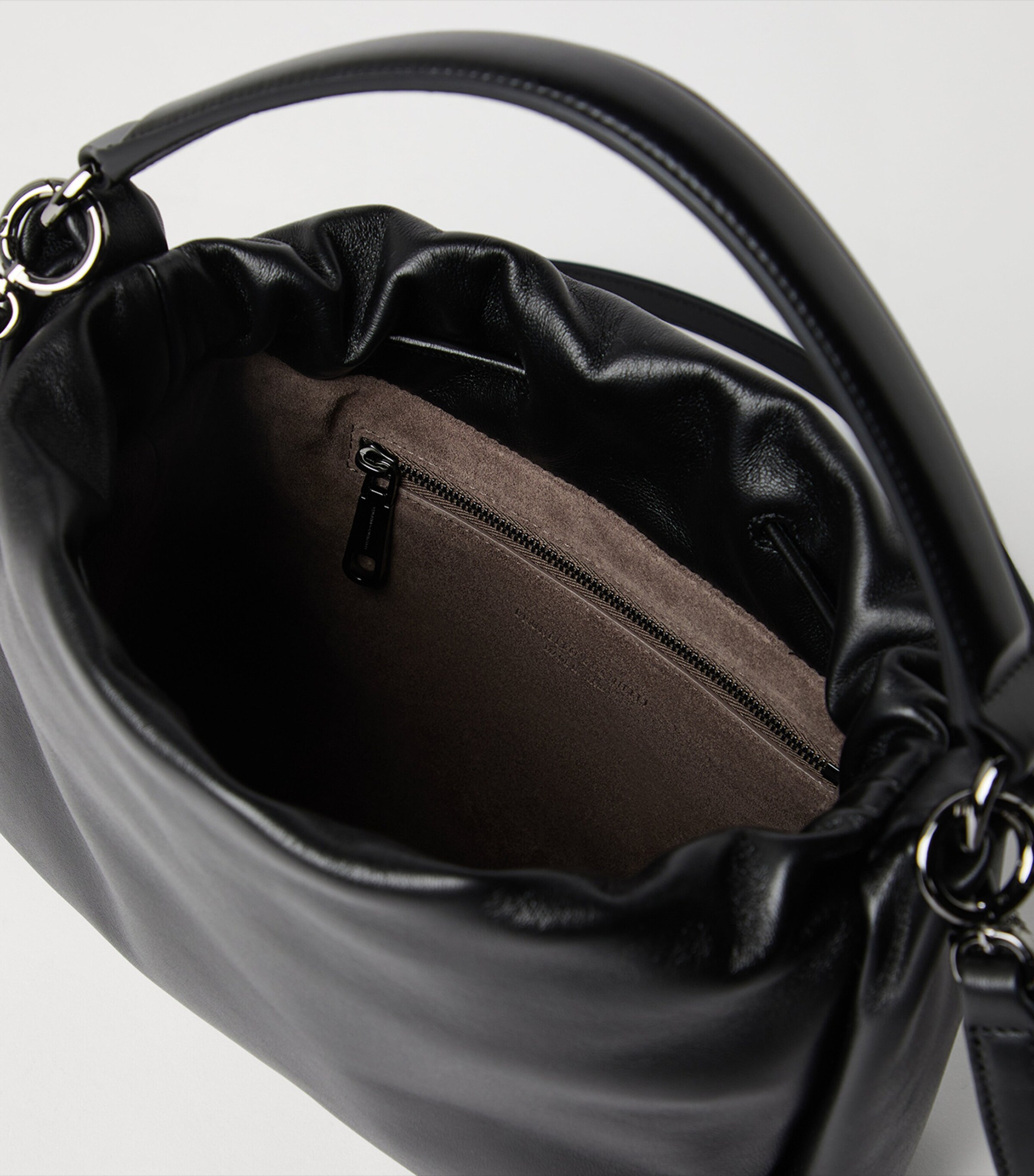 Small Leather Mellow Bucket Bag C101 Image 5