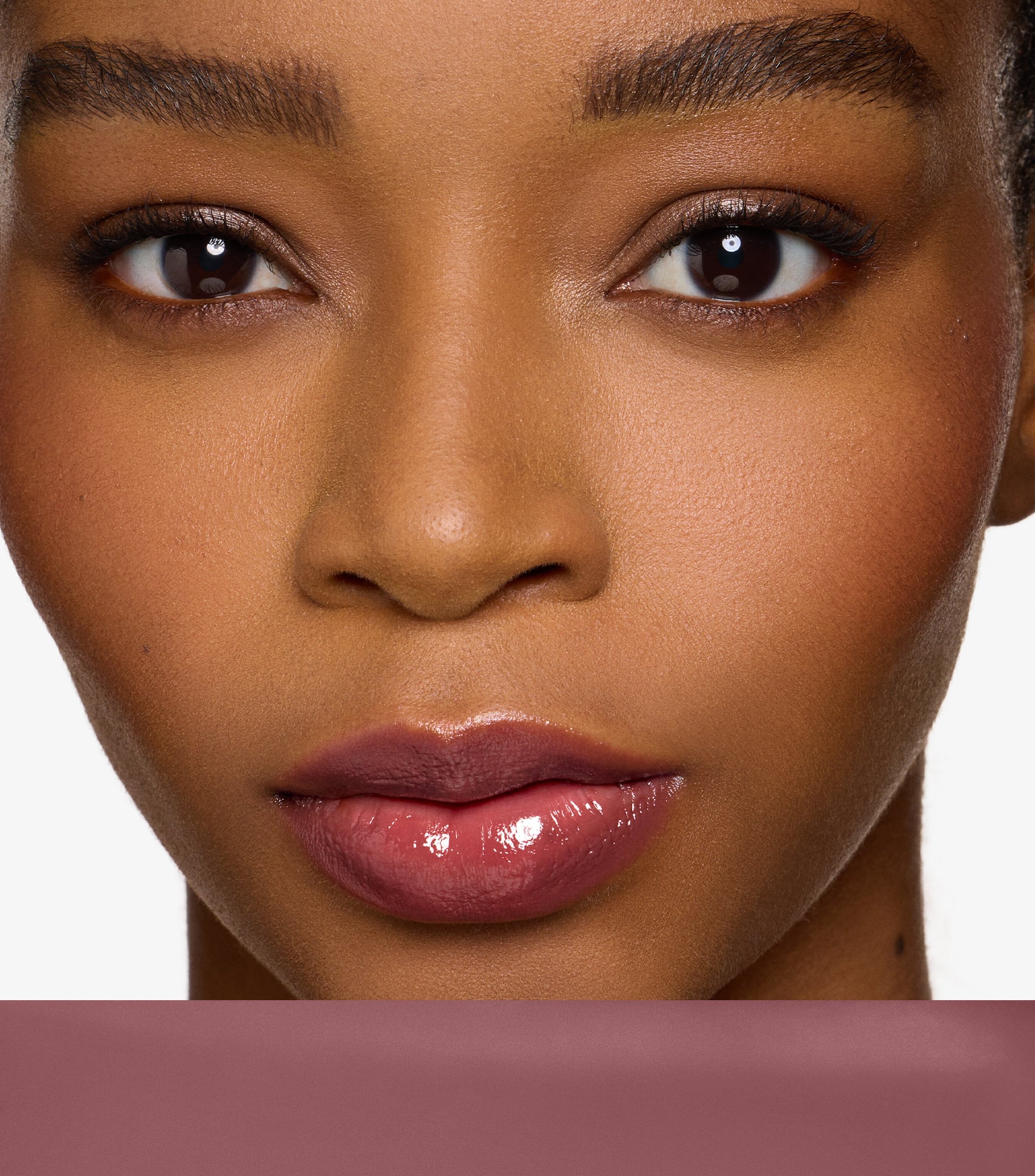 Afterglow Sensual Shine Lipstick  HOTRUSH Image 3