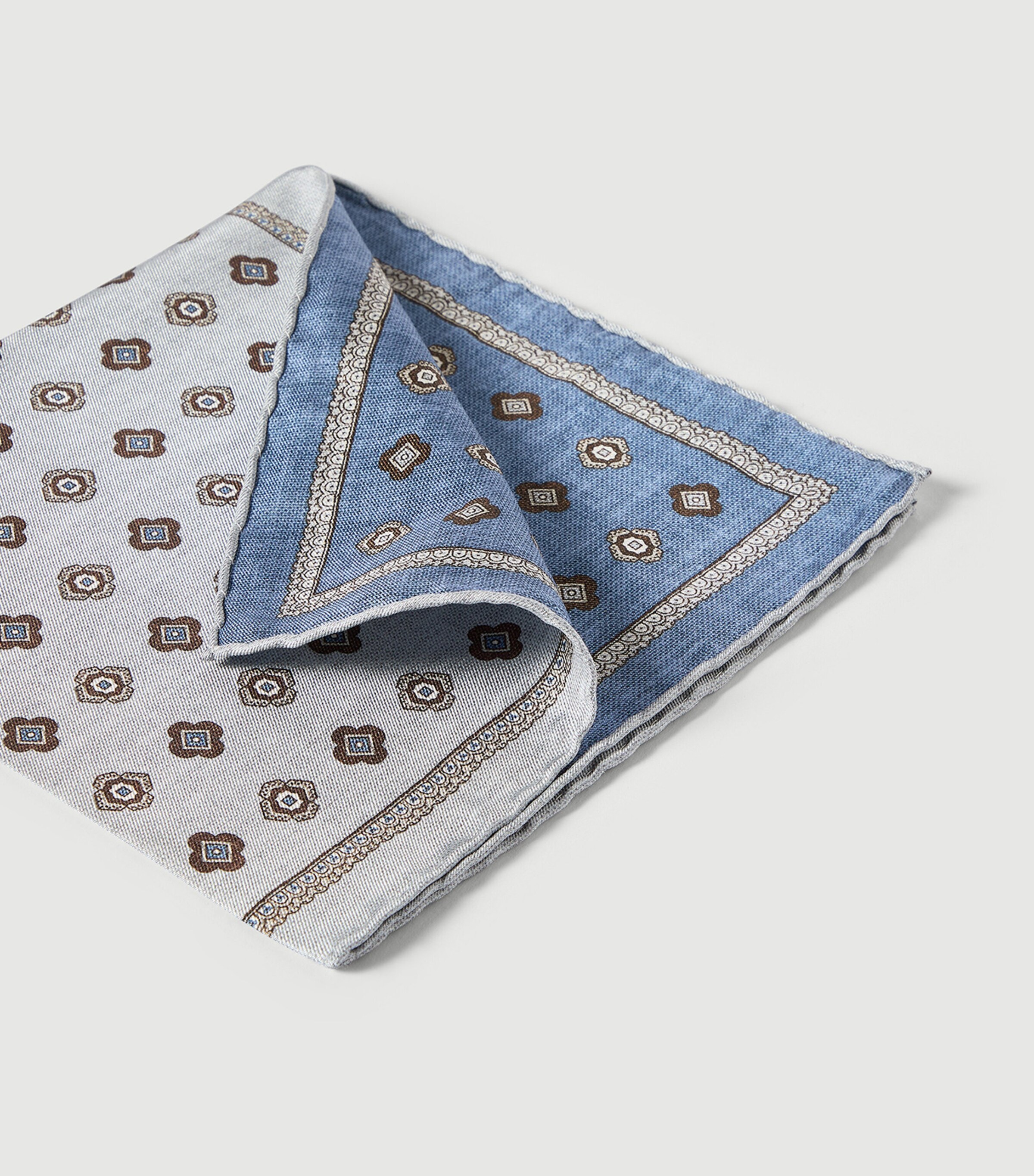 Brunello Cucinelli Silk Medallion Pocket Square Image 3
