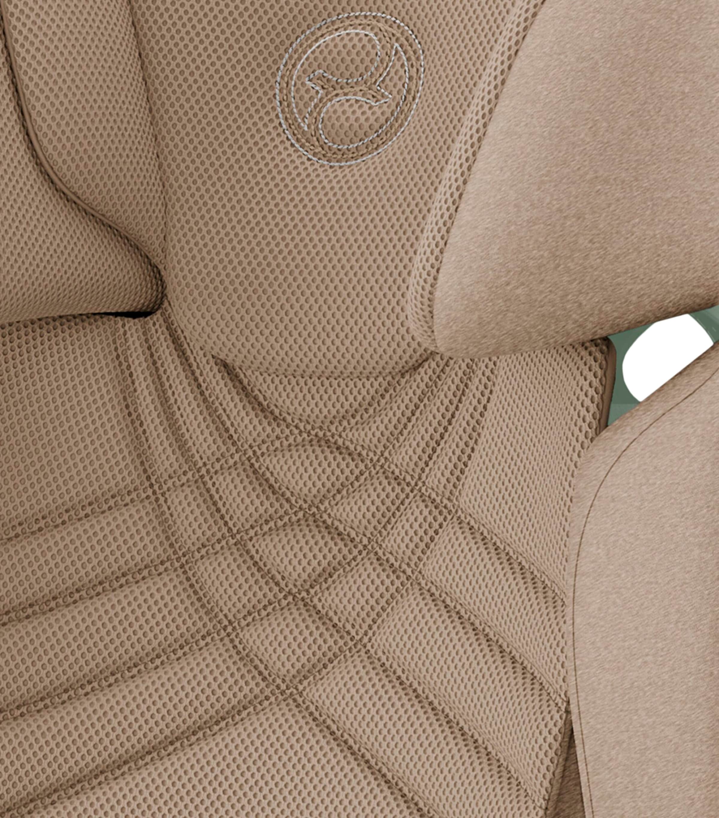 SOLUTION T I-FIX  Car Seat PLUS COZY BEIGE Image 2