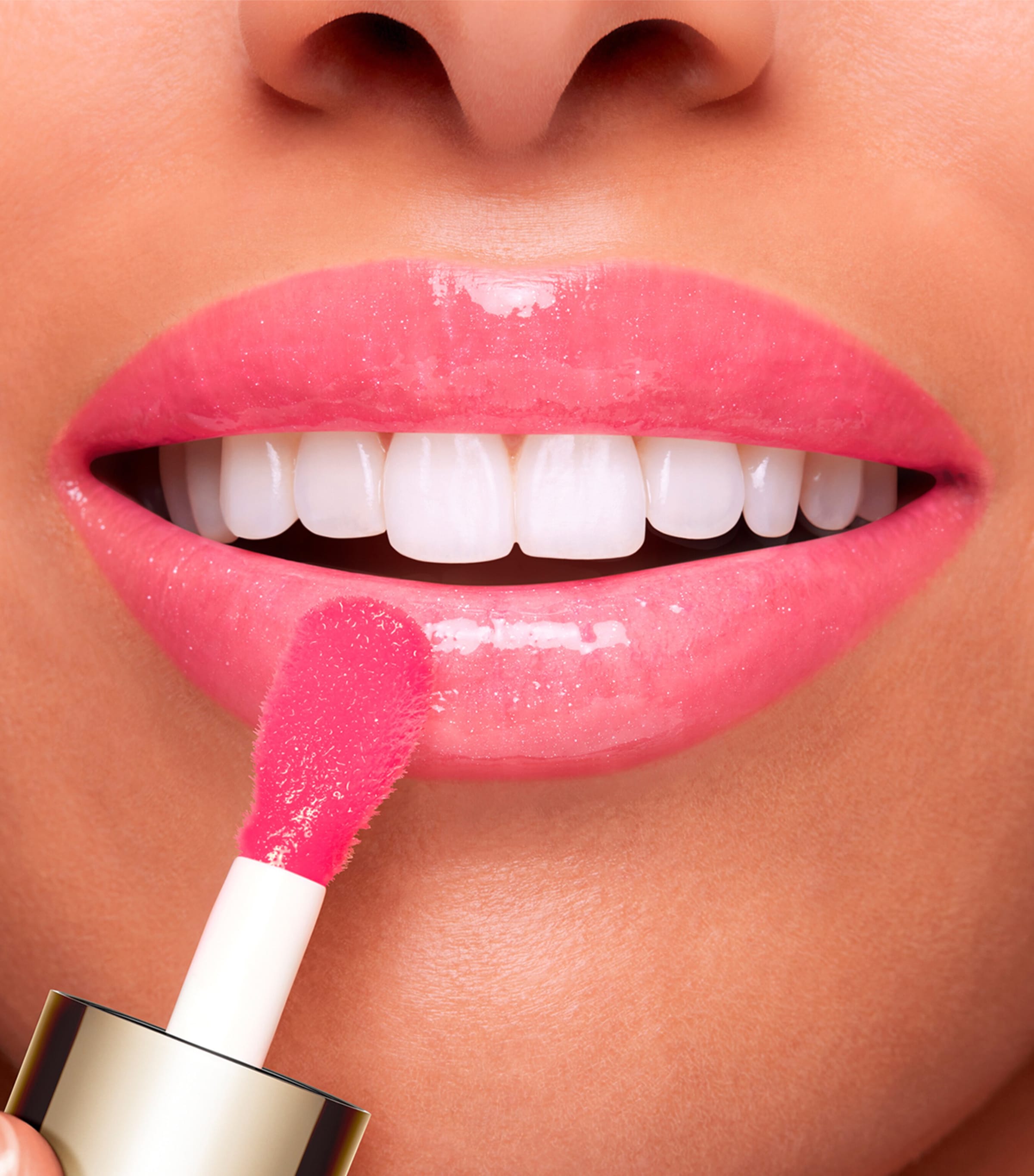 Lip Comfort Oil 02 Image 4