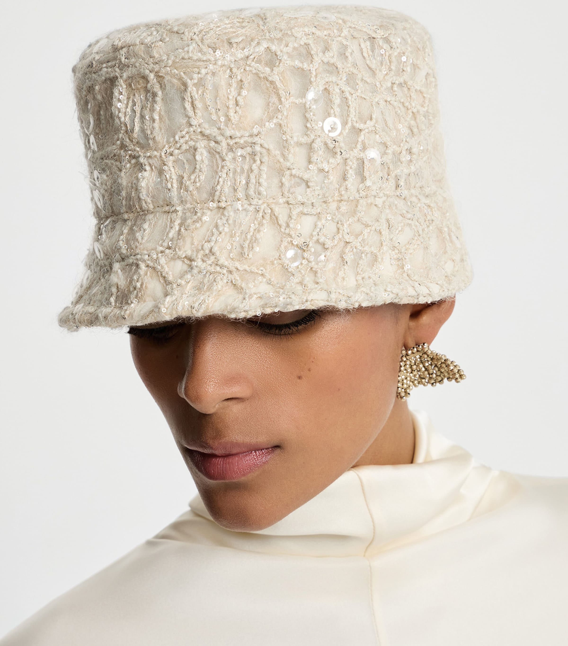 Croc-Embroidered Bucket Hat C600 Image 2