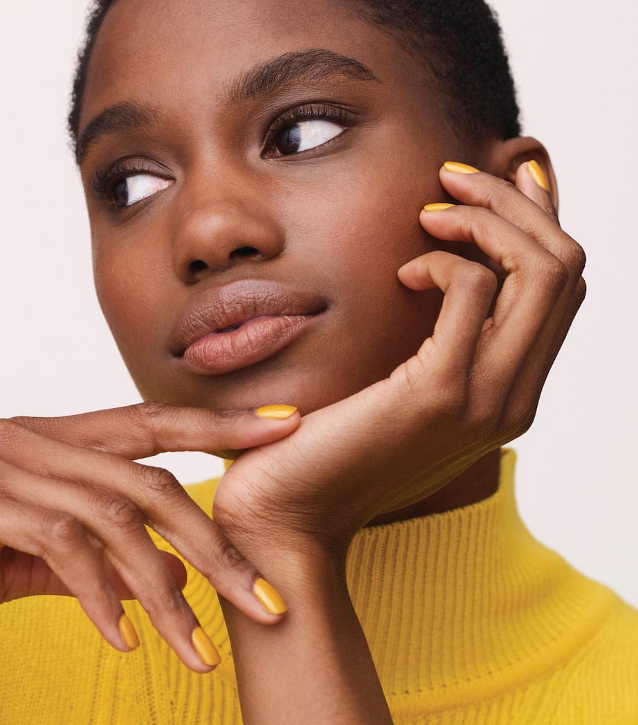 Les Mains Hermès Nail Enamel - 79 Jaune Imperial 79 JAUNE IMPERIAL Image 3