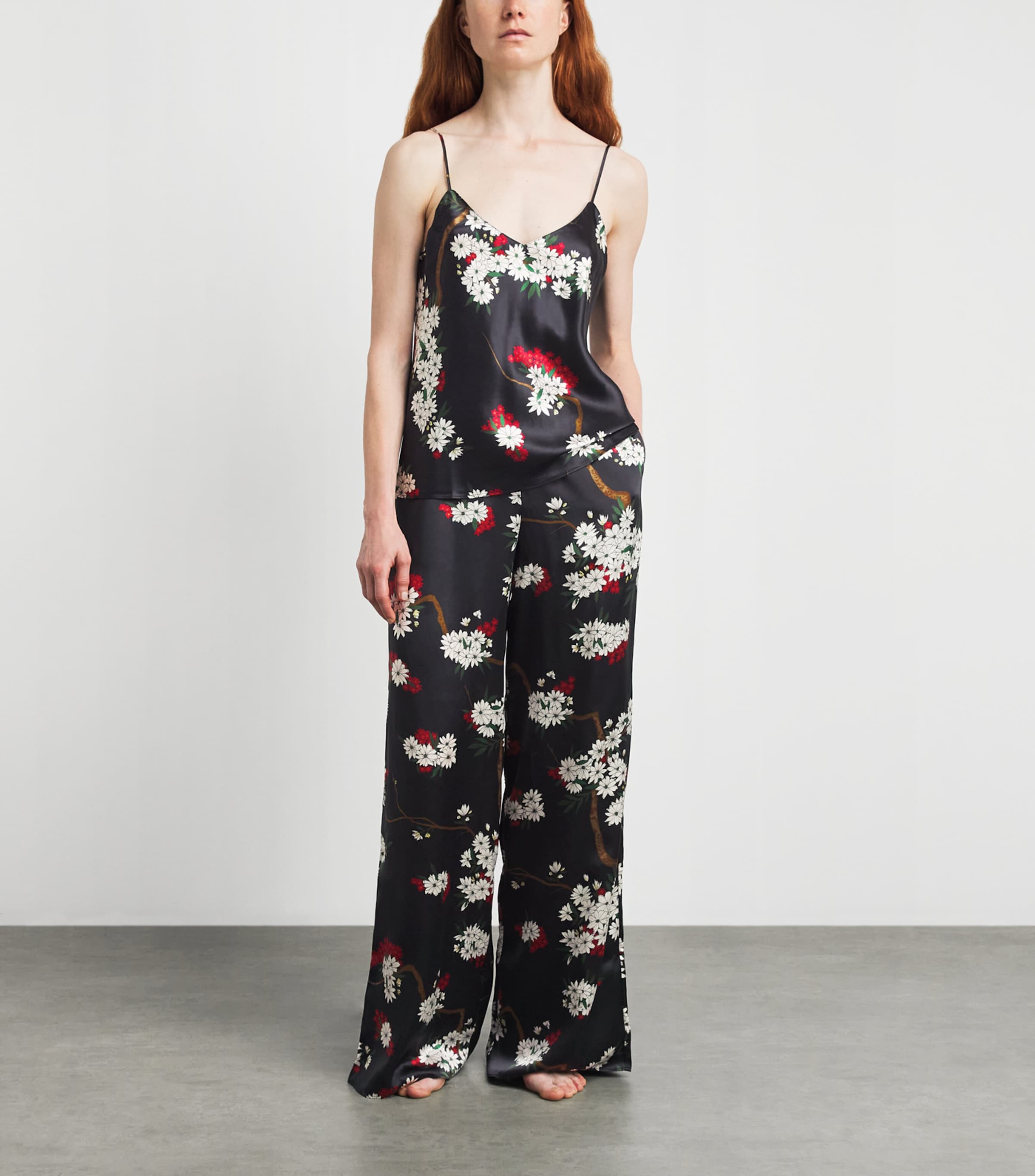 Olivia von Halle Womens Silk Floral Bliss Pyjama Set Rene Image 2