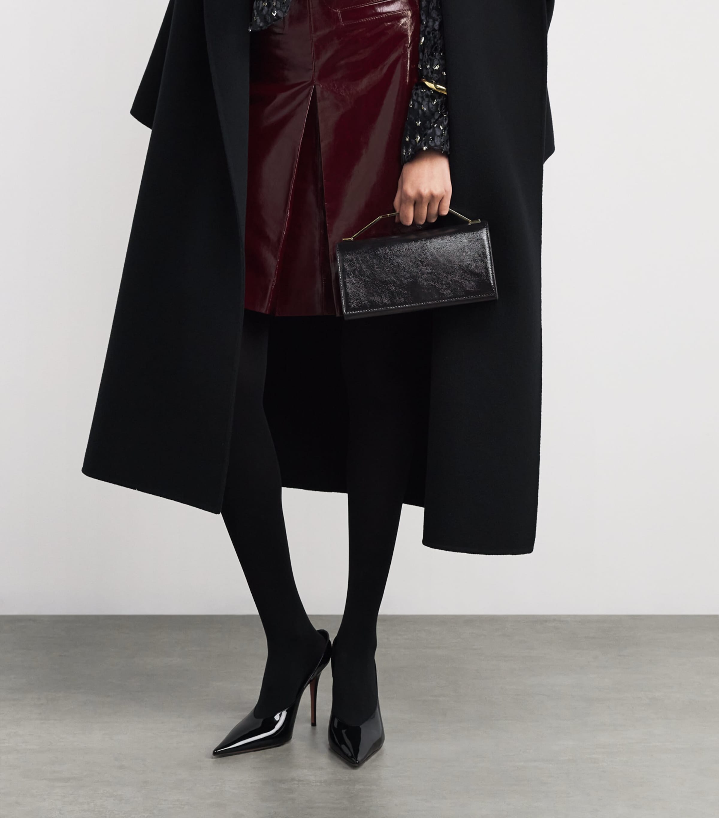 Patent Leather Barre Clutch Bag B0002 BLACK Image 2