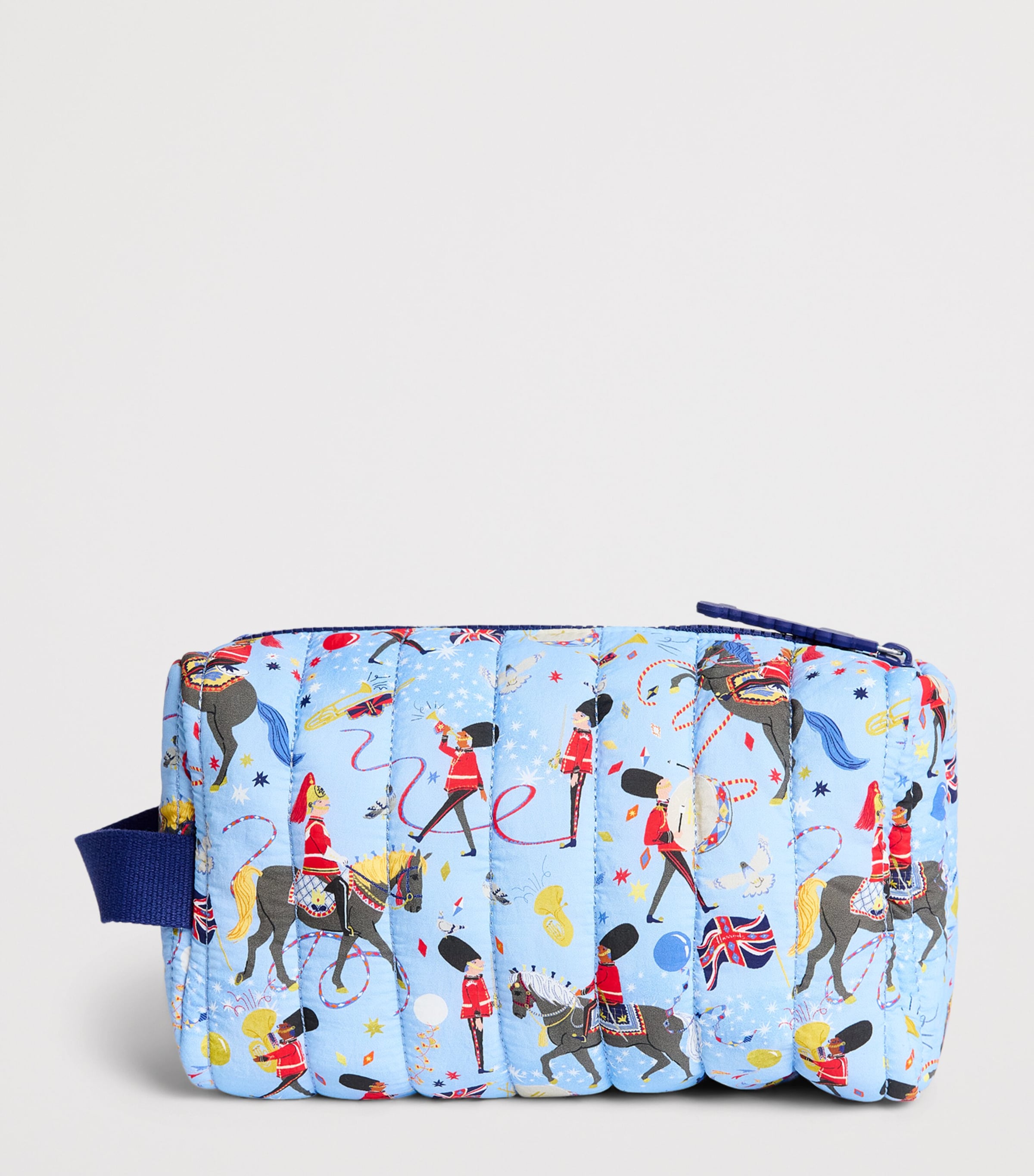 Harrods Quilted Trooping The Colour Wash Bag Cream Image 2