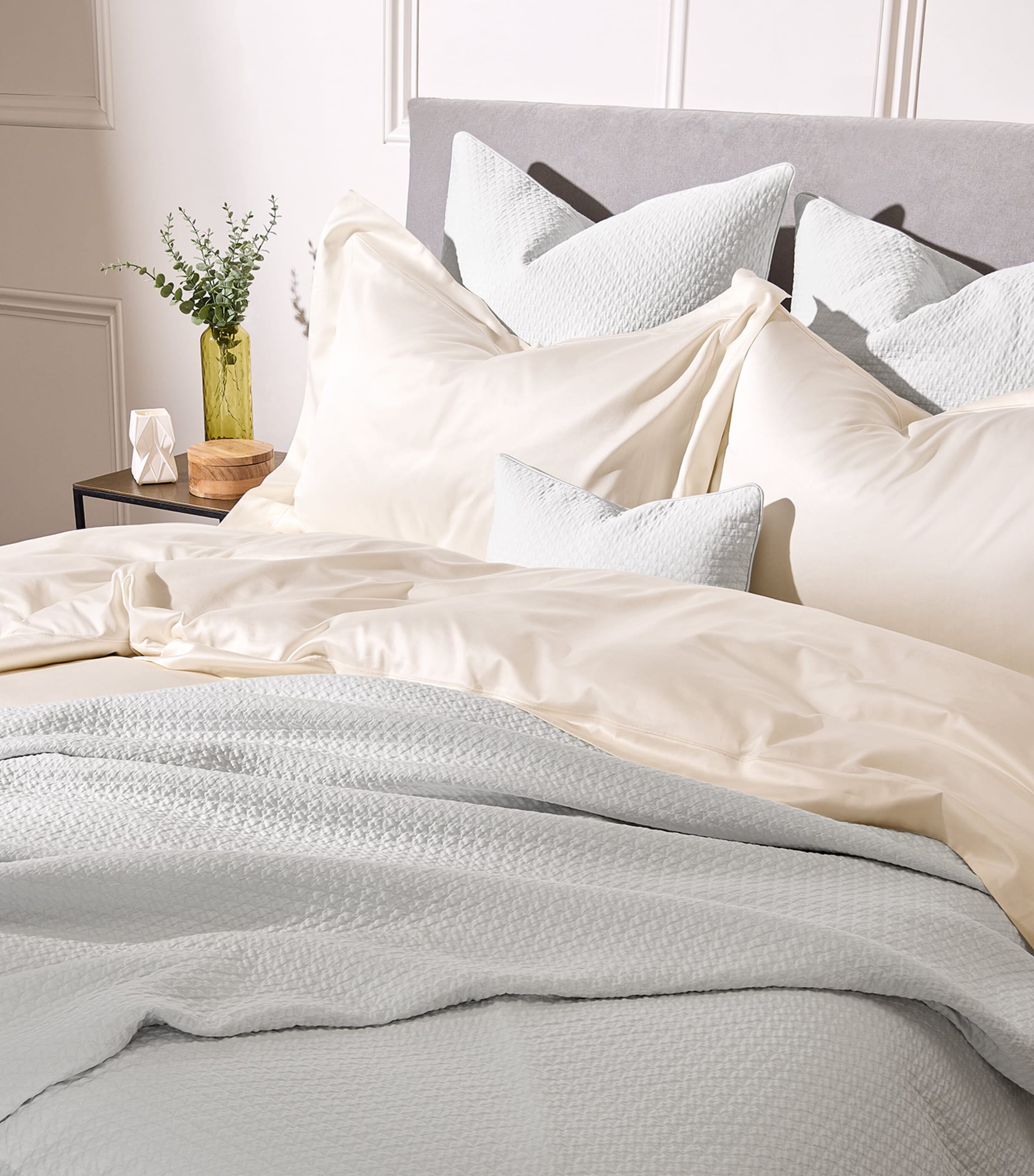 Celso De Lemos Prince Super King Bedspread (290cm x 255cm) Perle Image 3