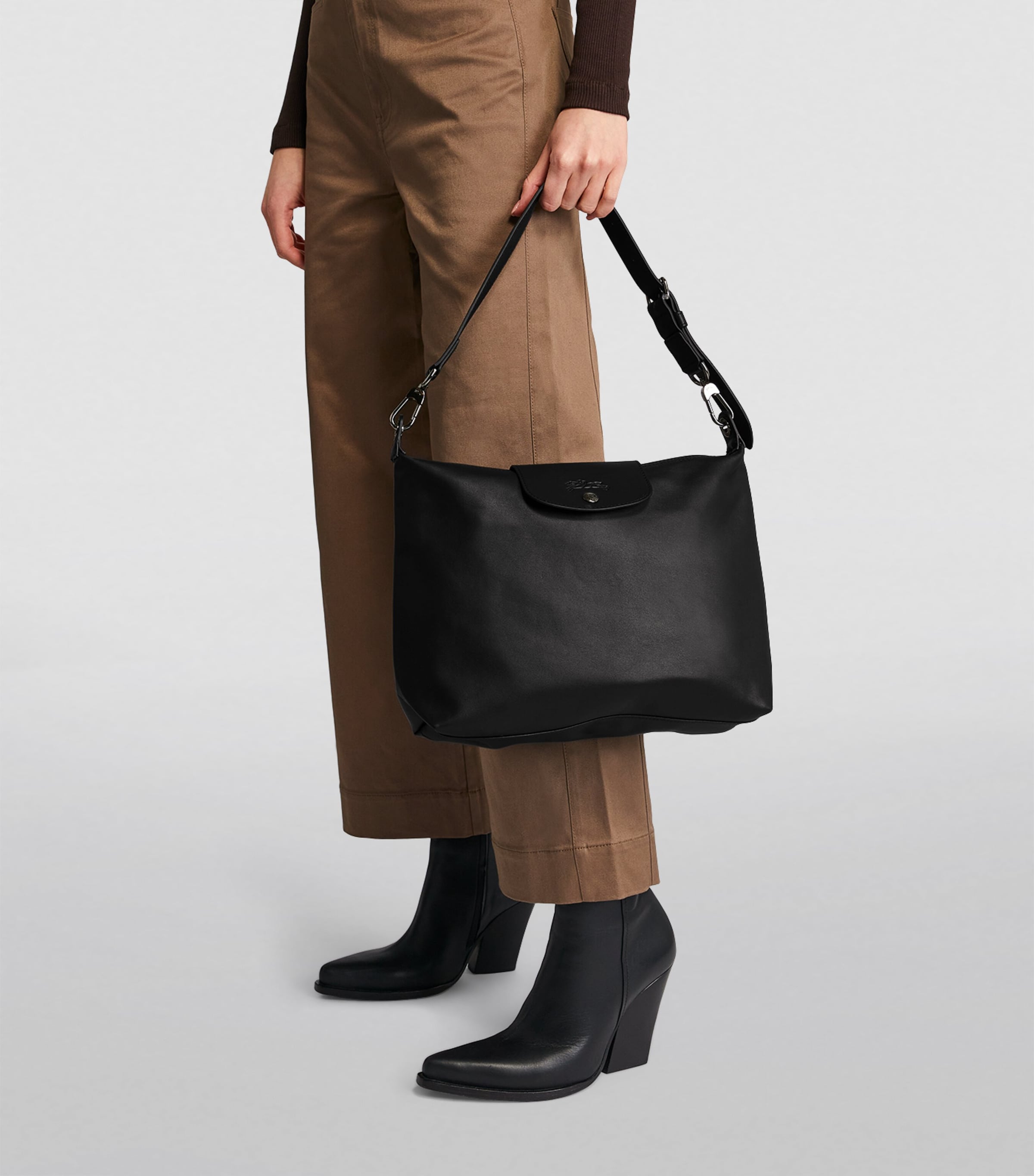 Medium Leather Le Pliage Xtra Hobo Bag 001 BLACK Image 2