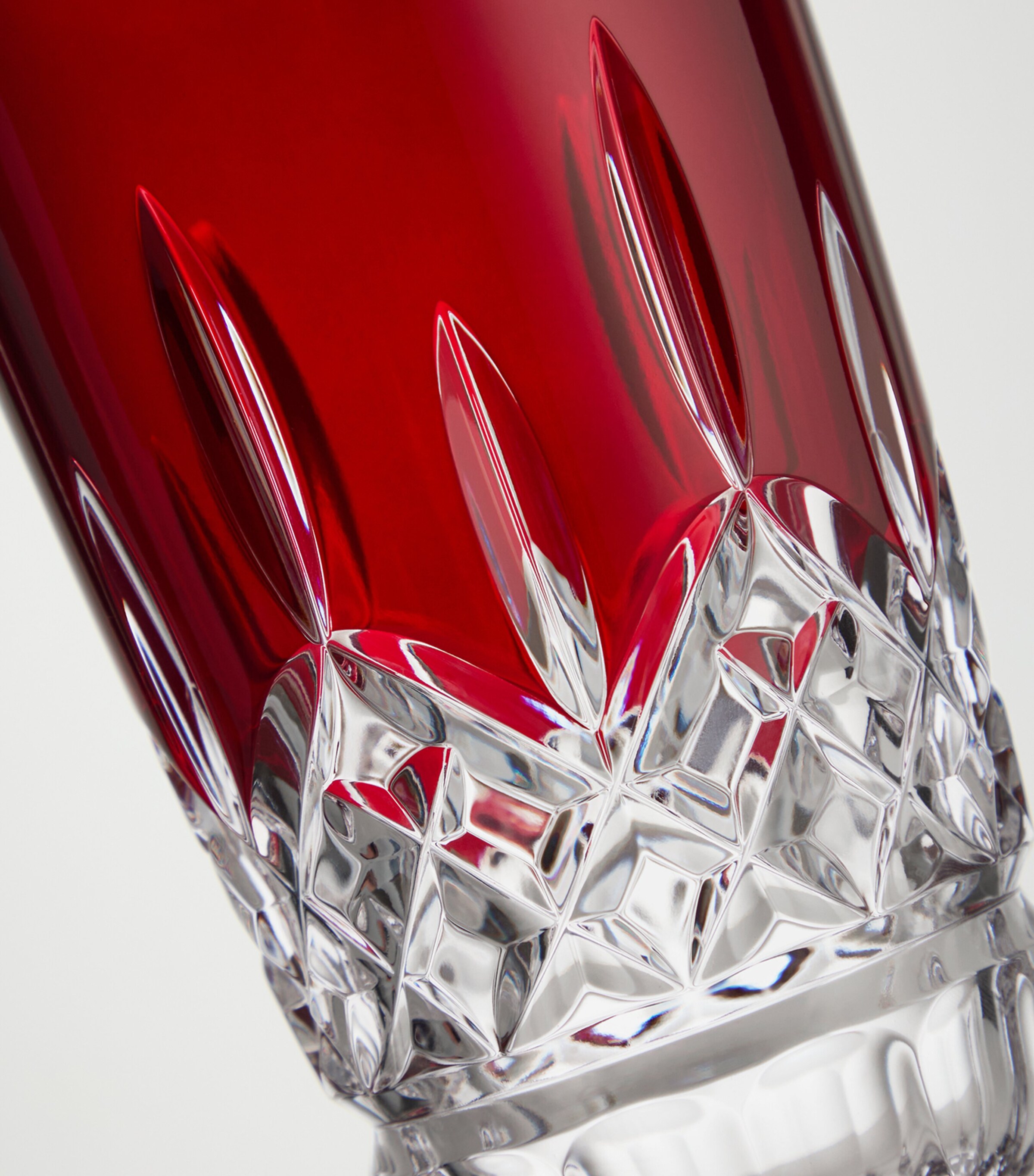 Crystal Lismore Cocktail Shaker (710ml) RED Image 4