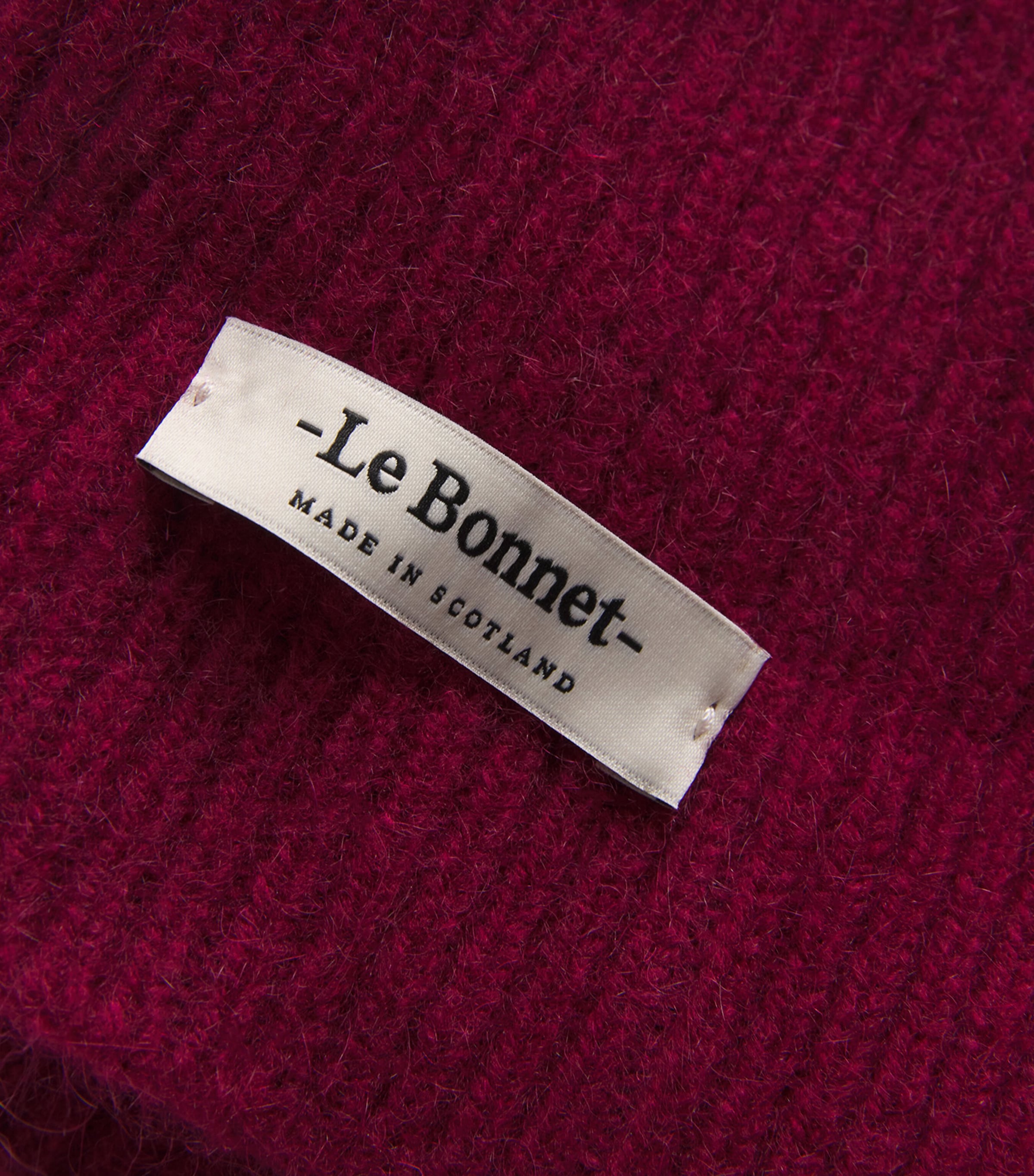 Le Bonnet Lambswool-Caregora Classic Beanie Wine Image 3