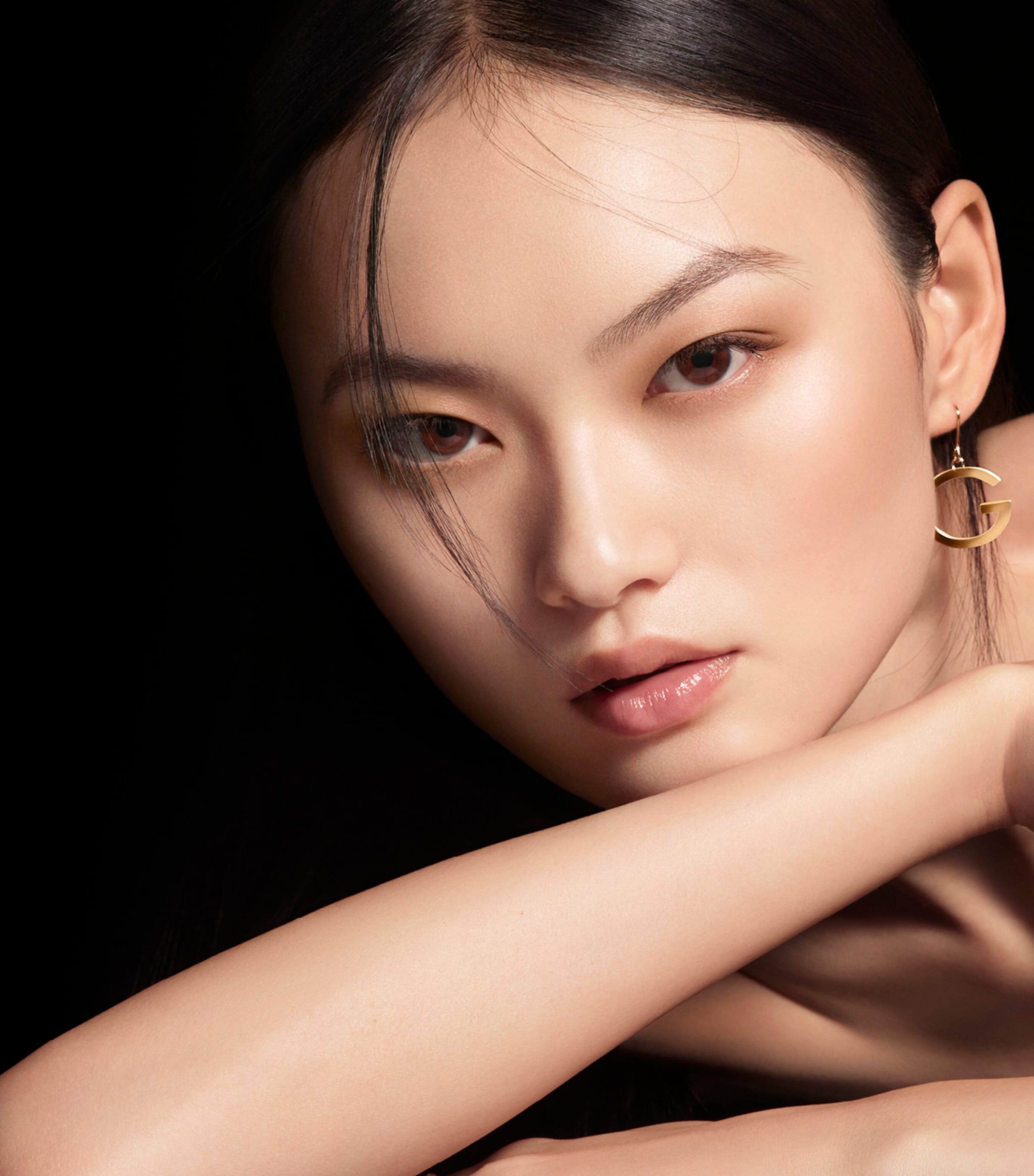 Parure Gold Skin Control Matte Compact Foundation 1C Image 3