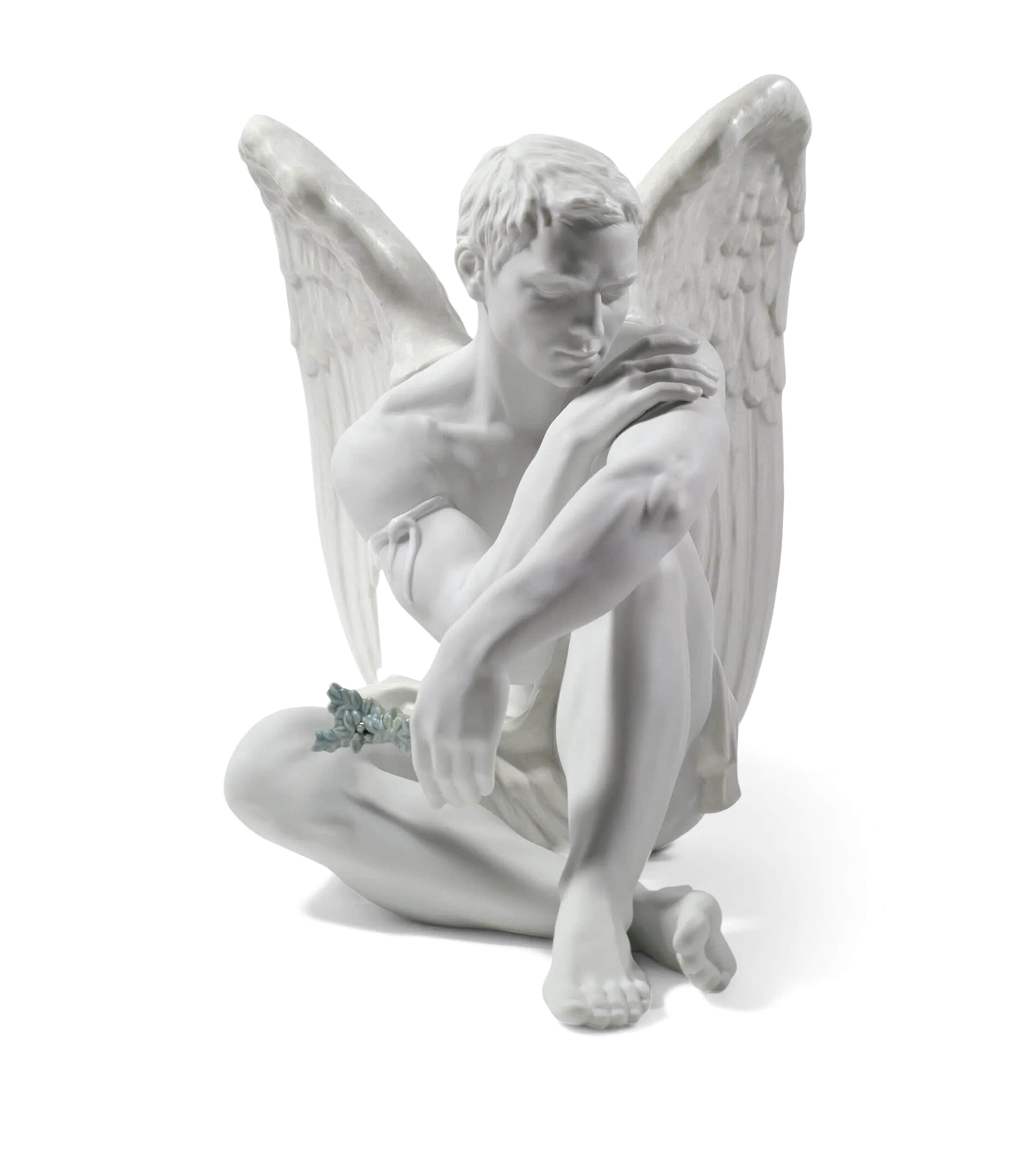 Lladrò Porcelain Protective Angel Figurine In White