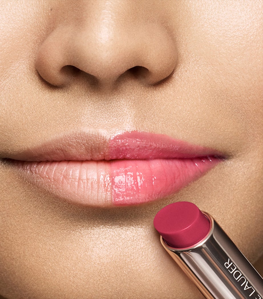 Futurist HydraPlump Lip Balm BLUSH RENEWAL Image 3