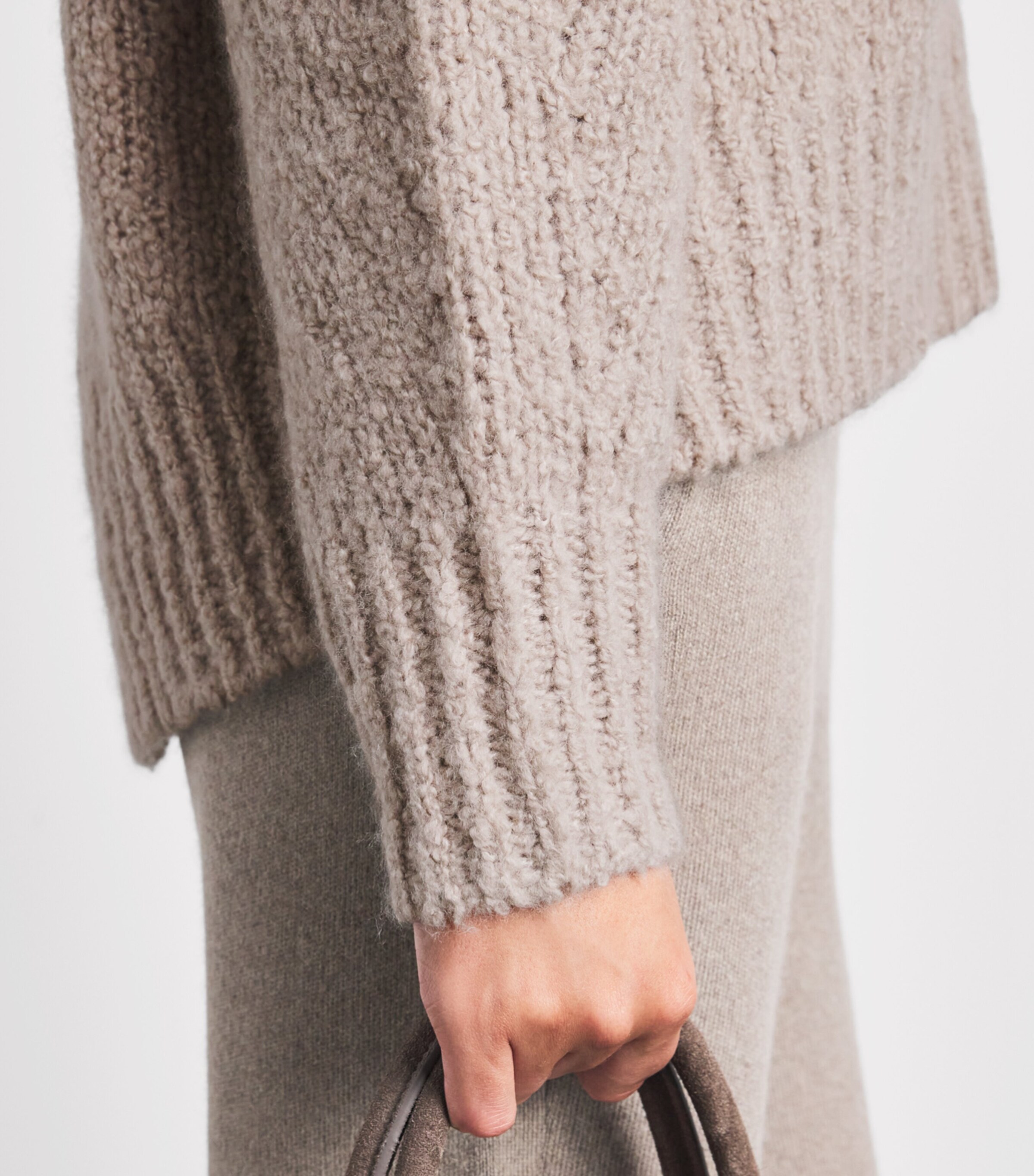 arch 4 Womens Cashmere-Silk Behati Chunky Sweater Alabaster Image 3