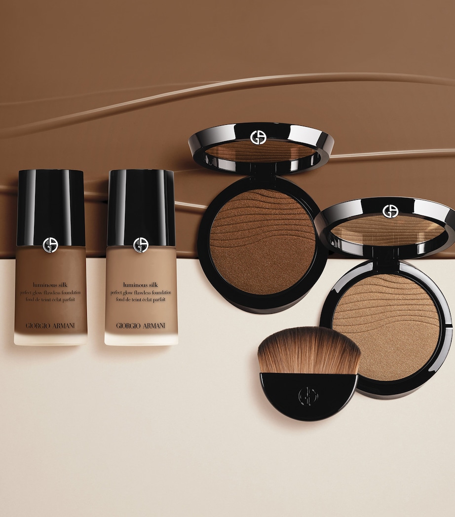 Luminous Silk Glow Fusion Powder 8 Image 6