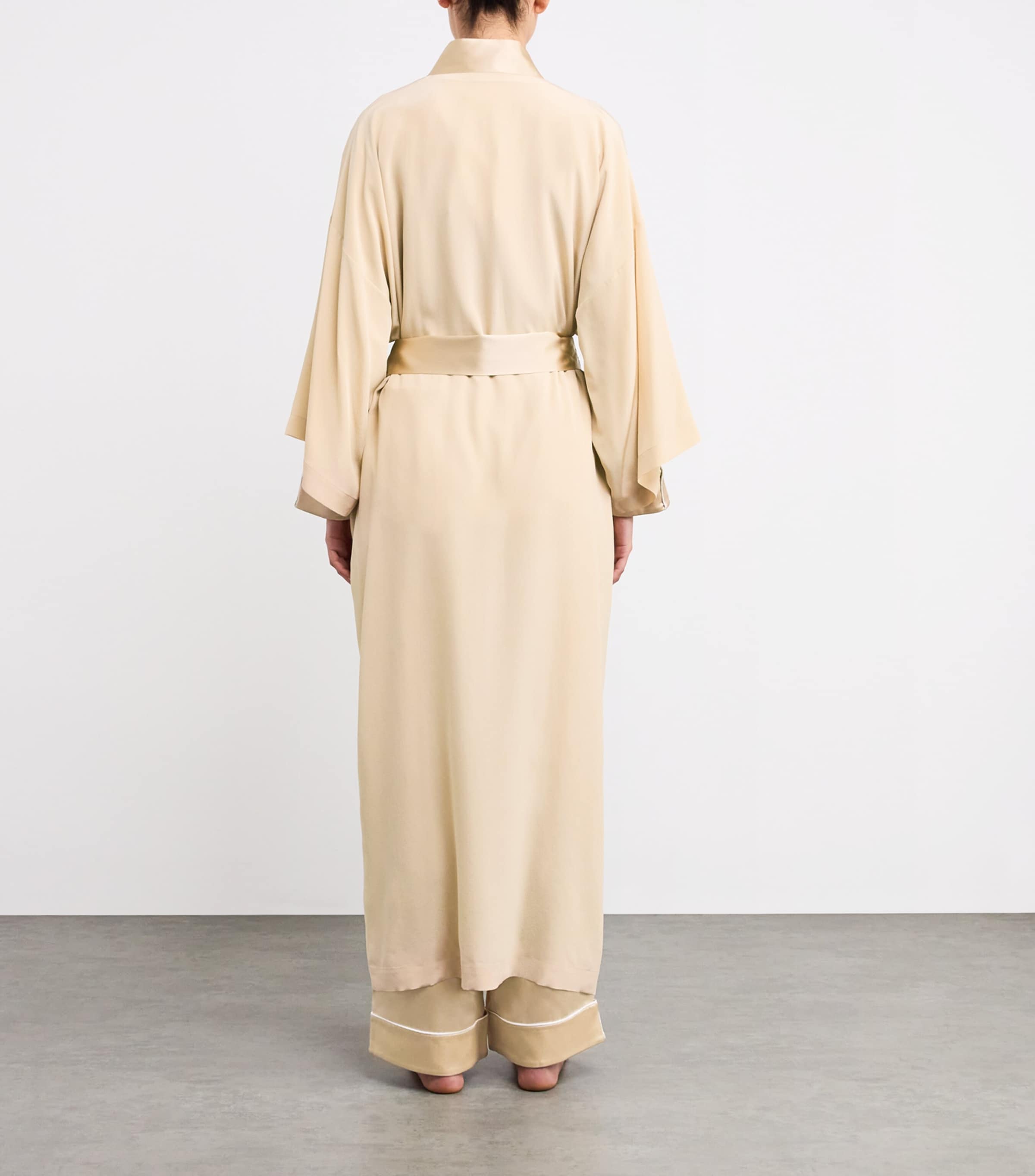 Silk Queenie Long Robe CARAMEL Image 4