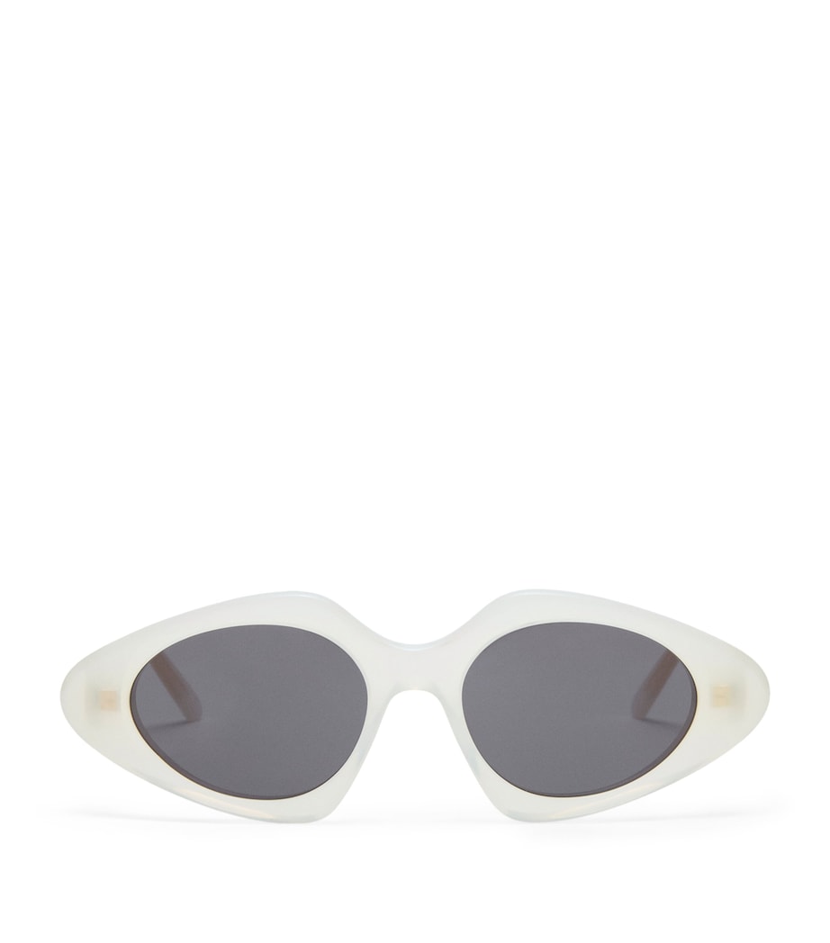 Triangle Slim Sunglasses MILKY IVORY Image 1