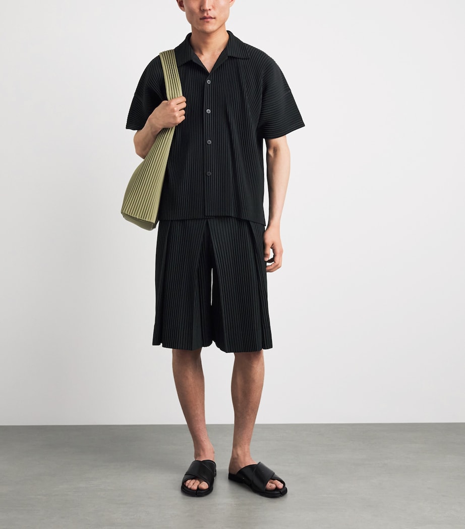 Homme Plissé Issey Miyake Mens Pleated Short-Sleeve Shirt Black Image 2