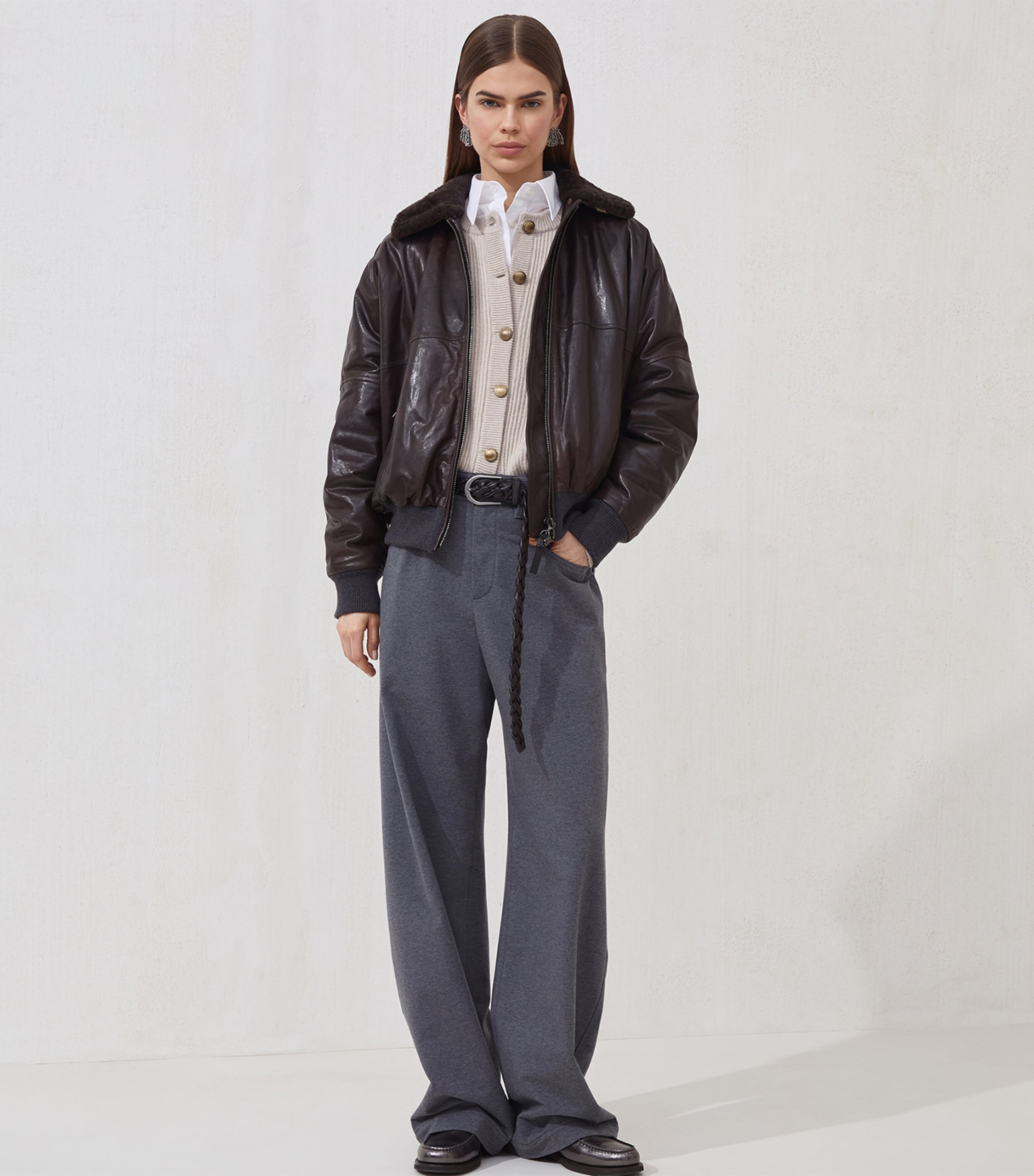 Virgin Wool-Blend Crew Neck Cardigan C9504 Image 4