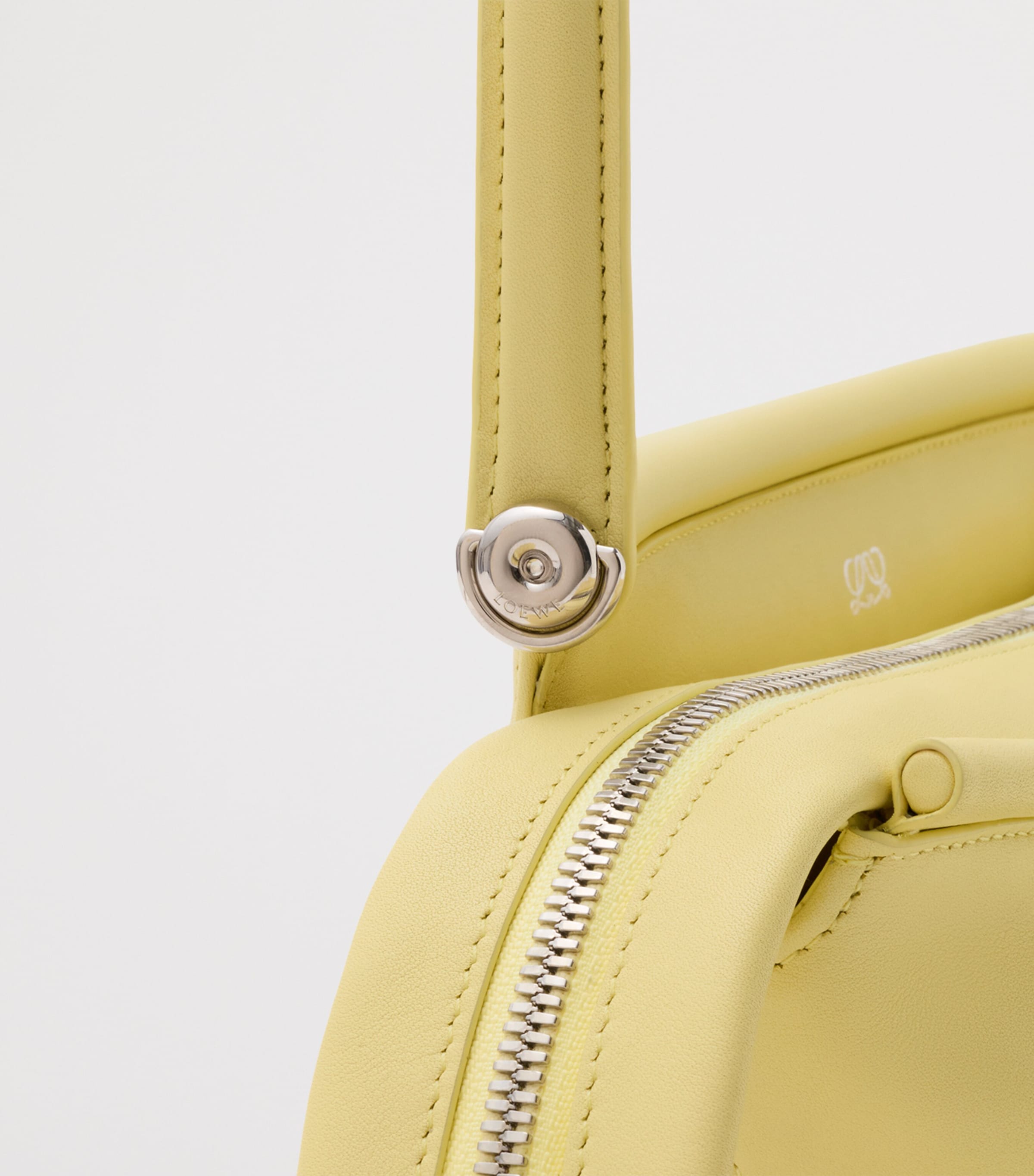 LOEWE Small Leather Whisker Shoulder Bag Vanilla Image 11