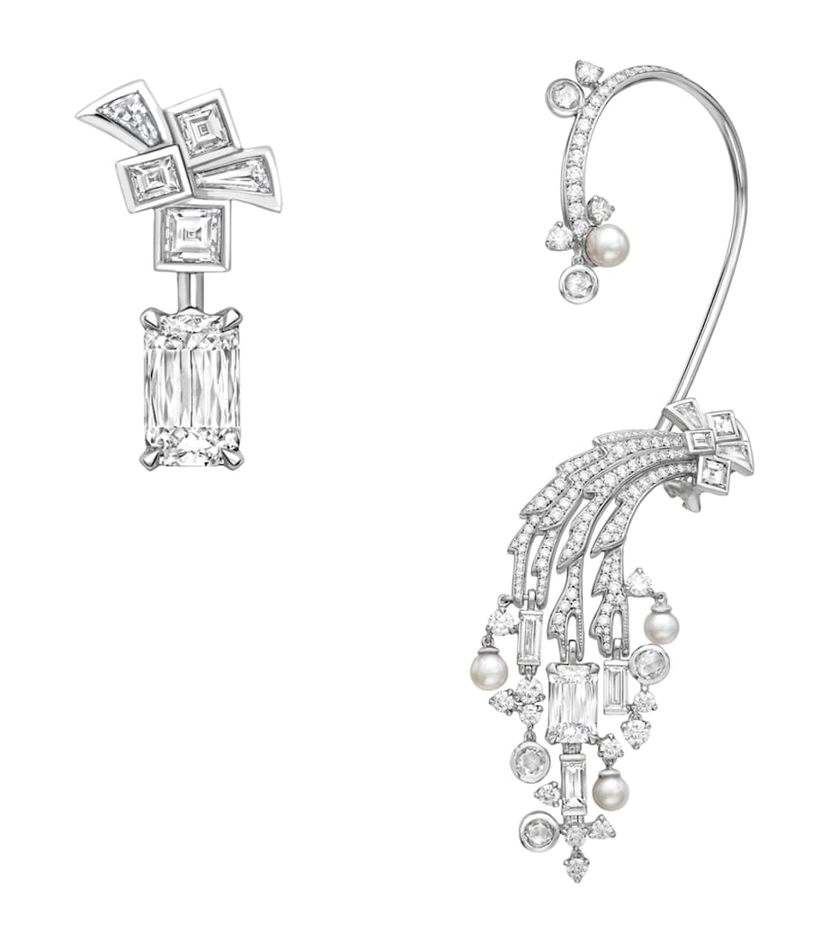 White Gold, Diamond and Pearl Victoria Falls Inside Africa Asymmetric Earrings SILVER Image 1