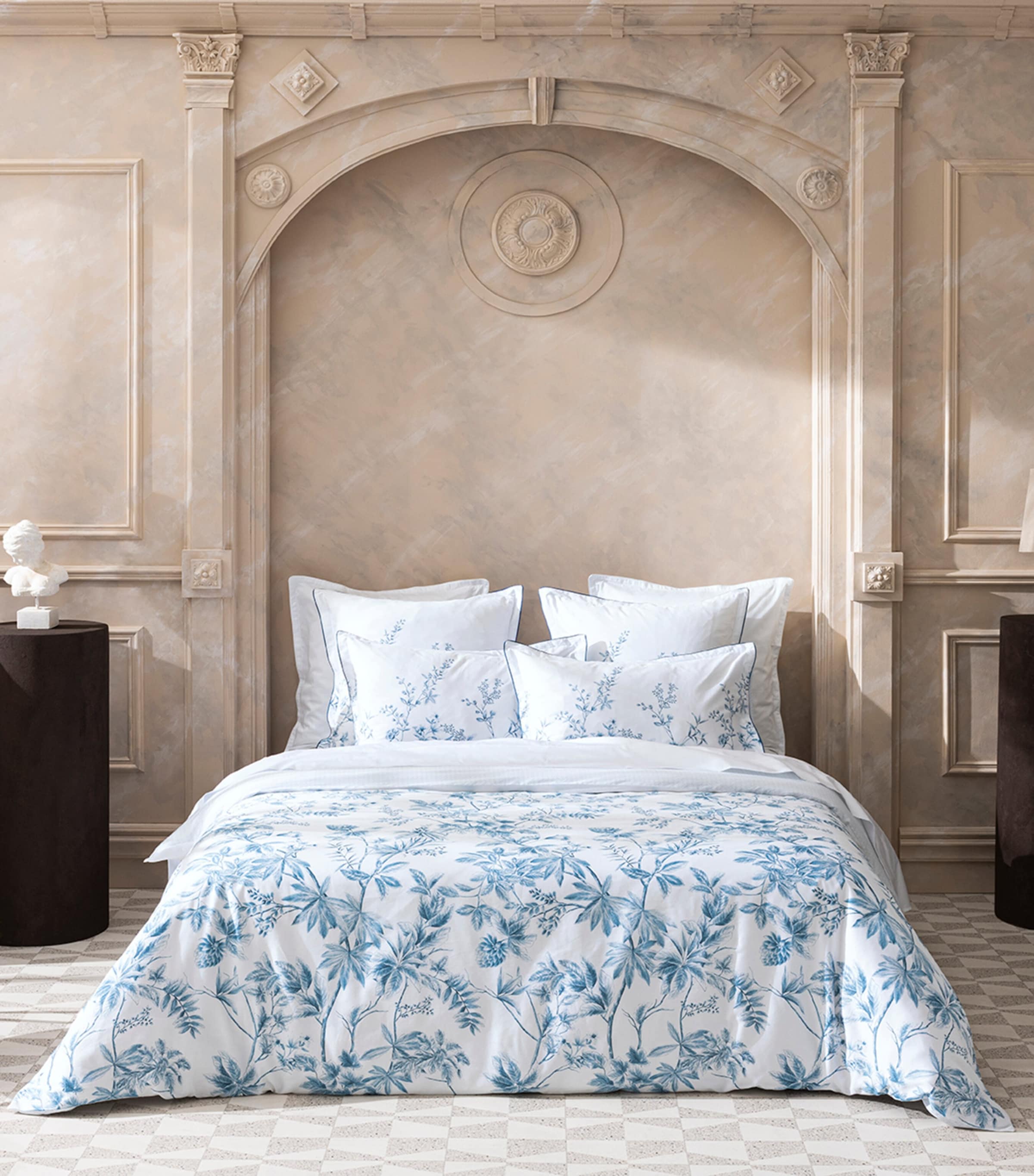 Alexandre Turpault Organic Cotton Amboise Super King Duvet Cover (260cm x 220cm) Medium Blue Image 4