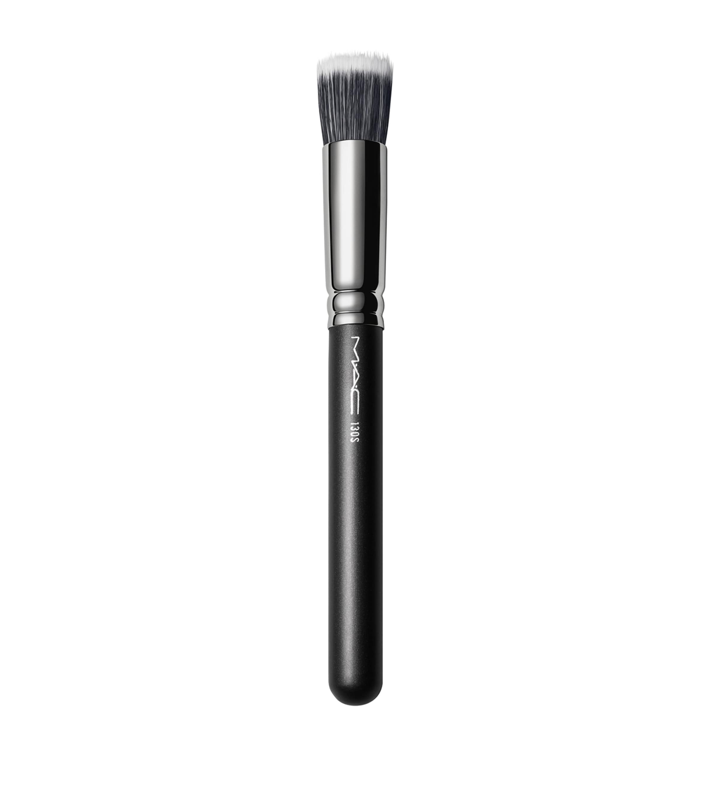 Mac 130s Short Duo Fibre Brush