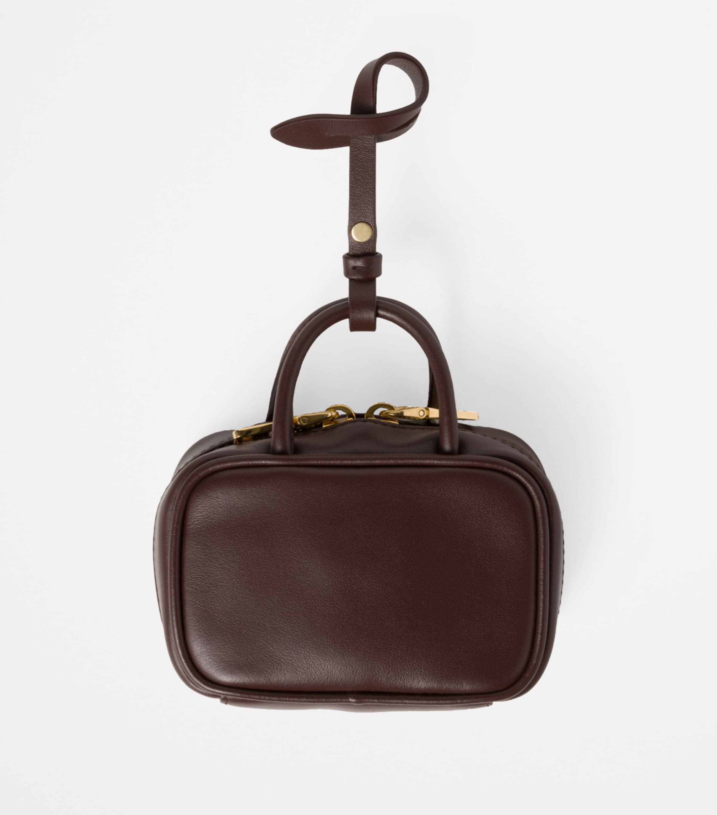 【関税&送料込】Miu Miu Mud Leather Beau Keyring Necessaire 9c51063a2c13a53a6c207916cbd6c7