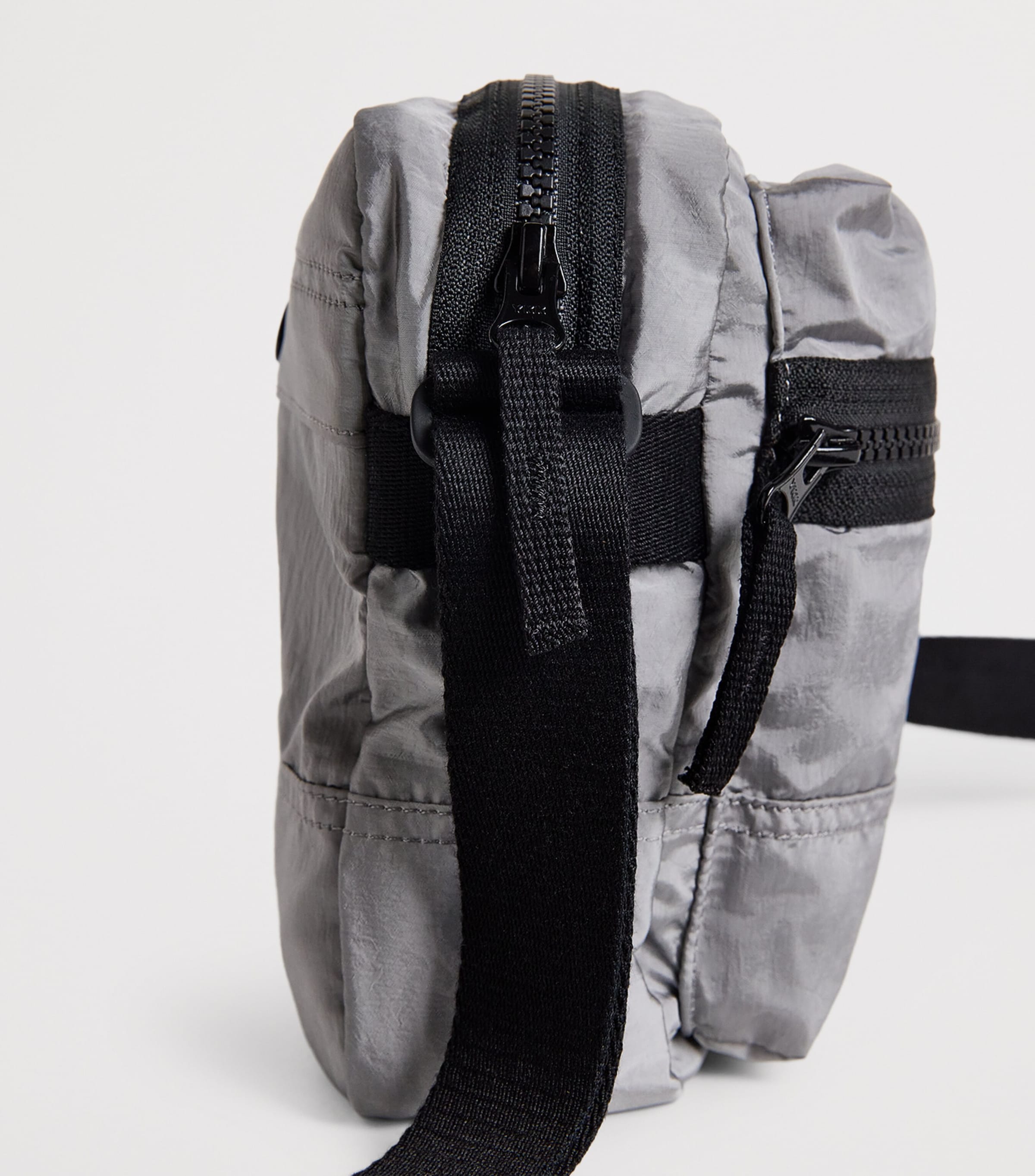 Coated-Nylon Logo Cross-Body Bag V0061 Image 4