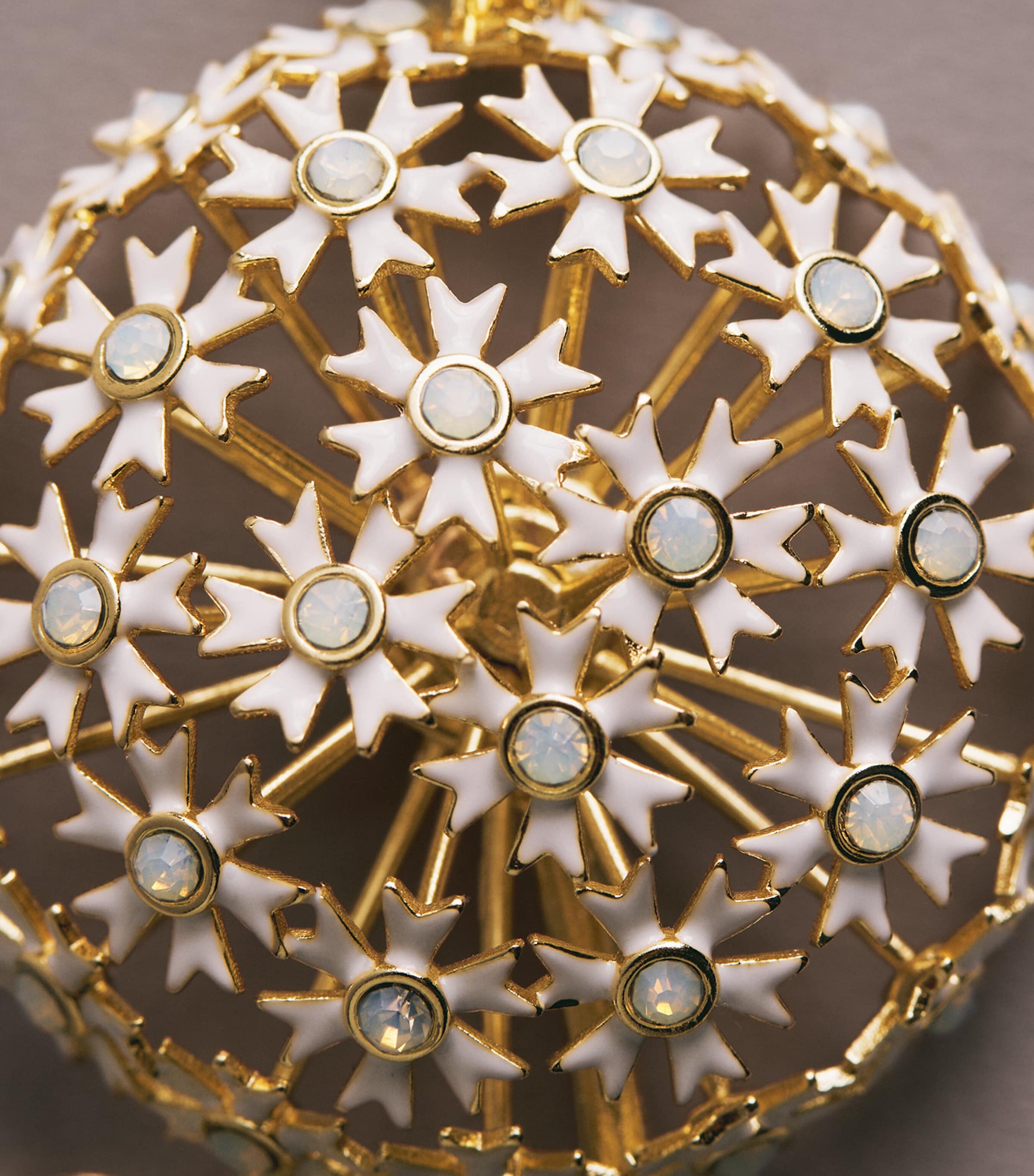 Joanna Buchanan Dandelion Tree Decoration White Image 2