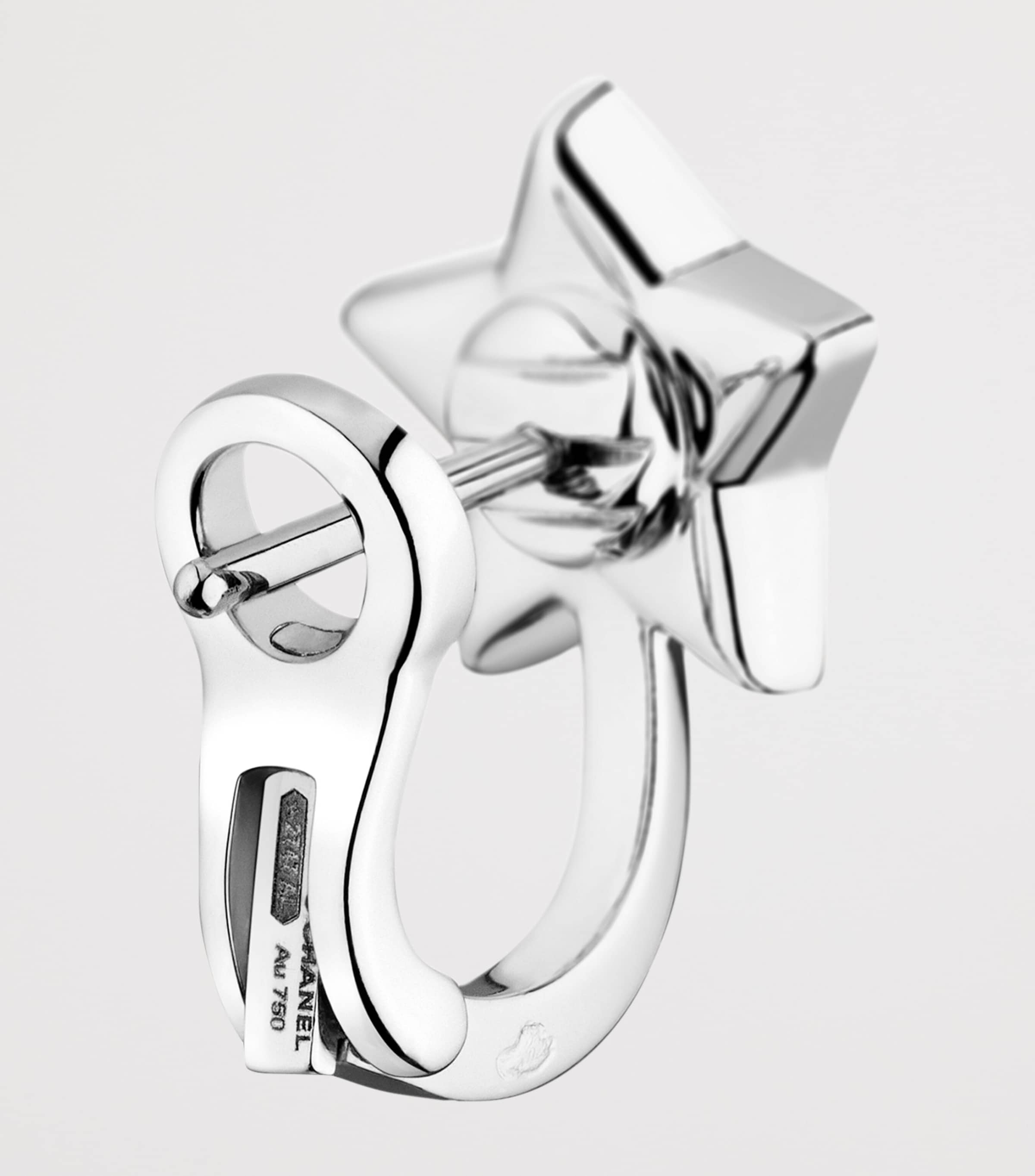 White Gold and Diamond Comète Chevron Asymmetric Earrings WHITE Image 3