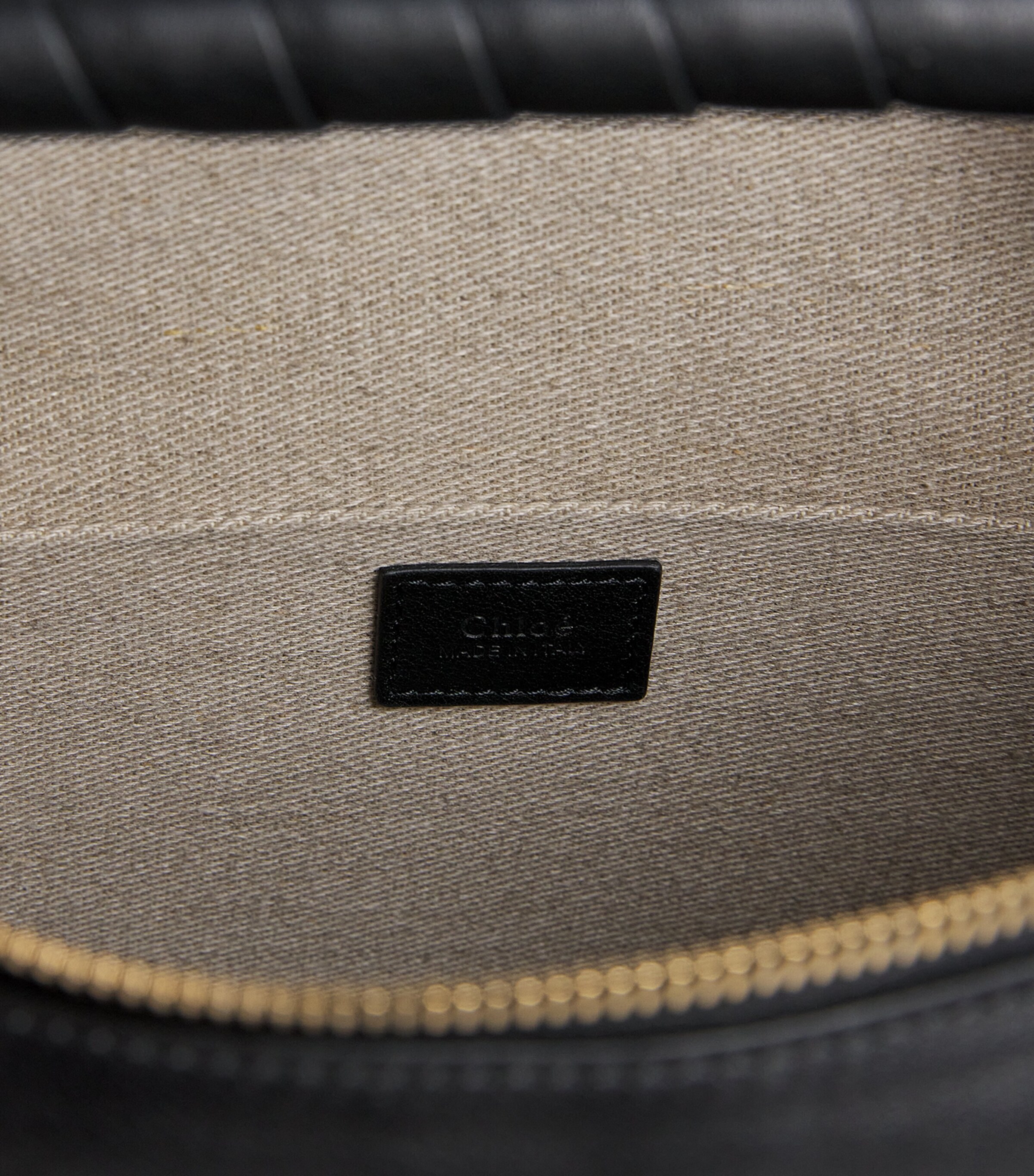 Calfskin Marcie Shoulder Bag BLACK Image 4