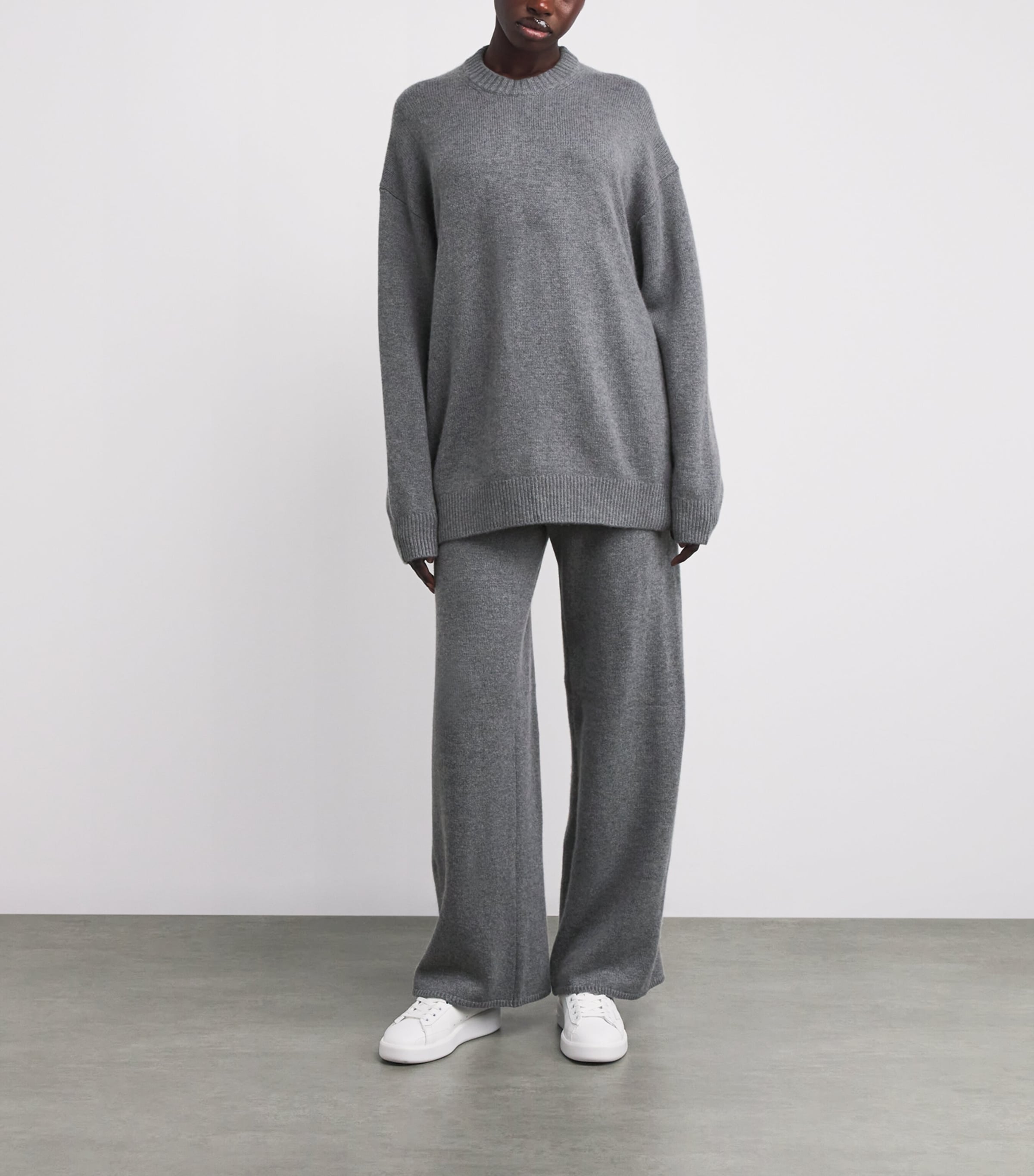 Oversized Cashmere Boyfriend Sweater DARK HEATHER GREY Image 2