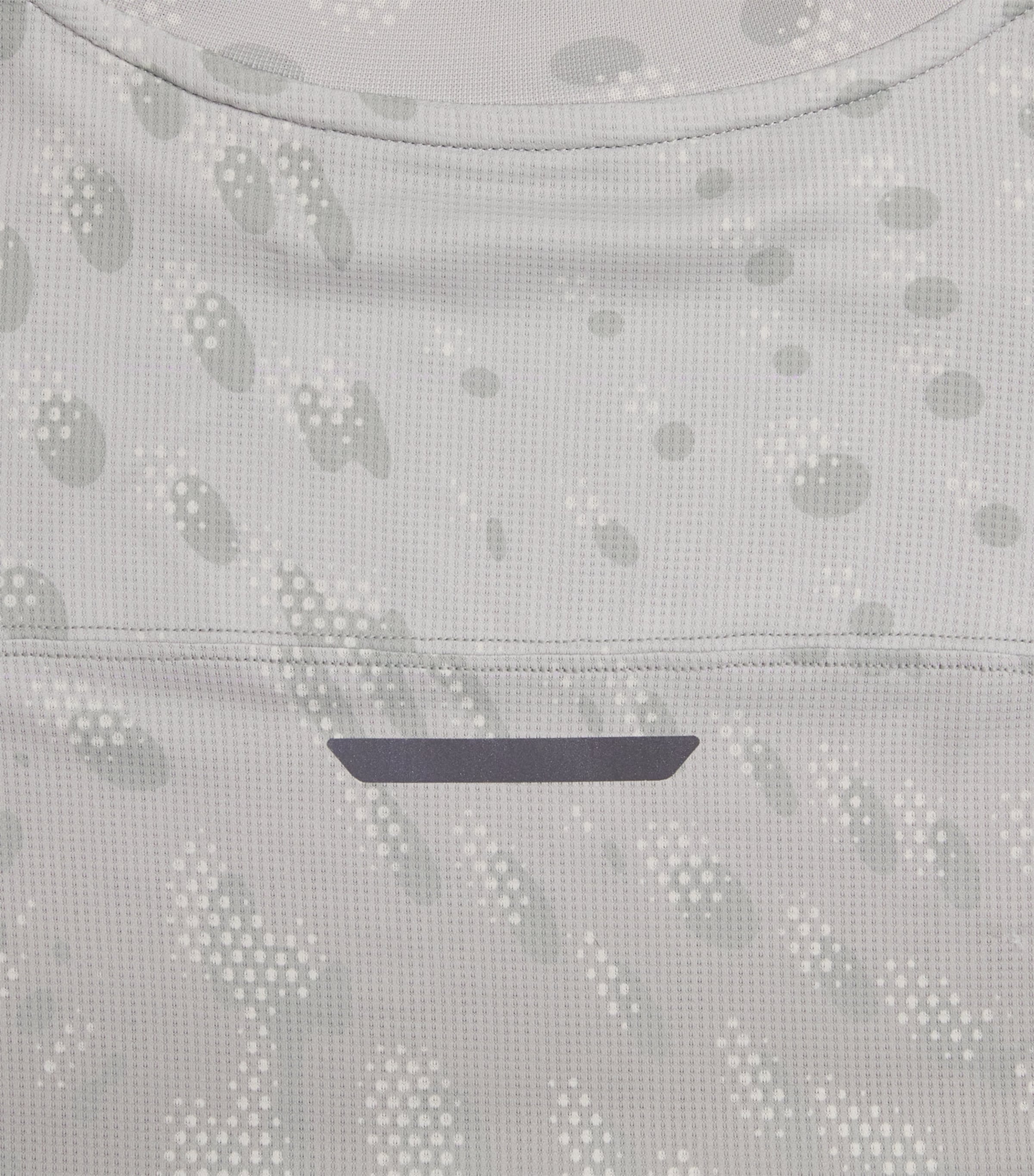 On Mens Performance Volt T-Shirt Espresso Image 6