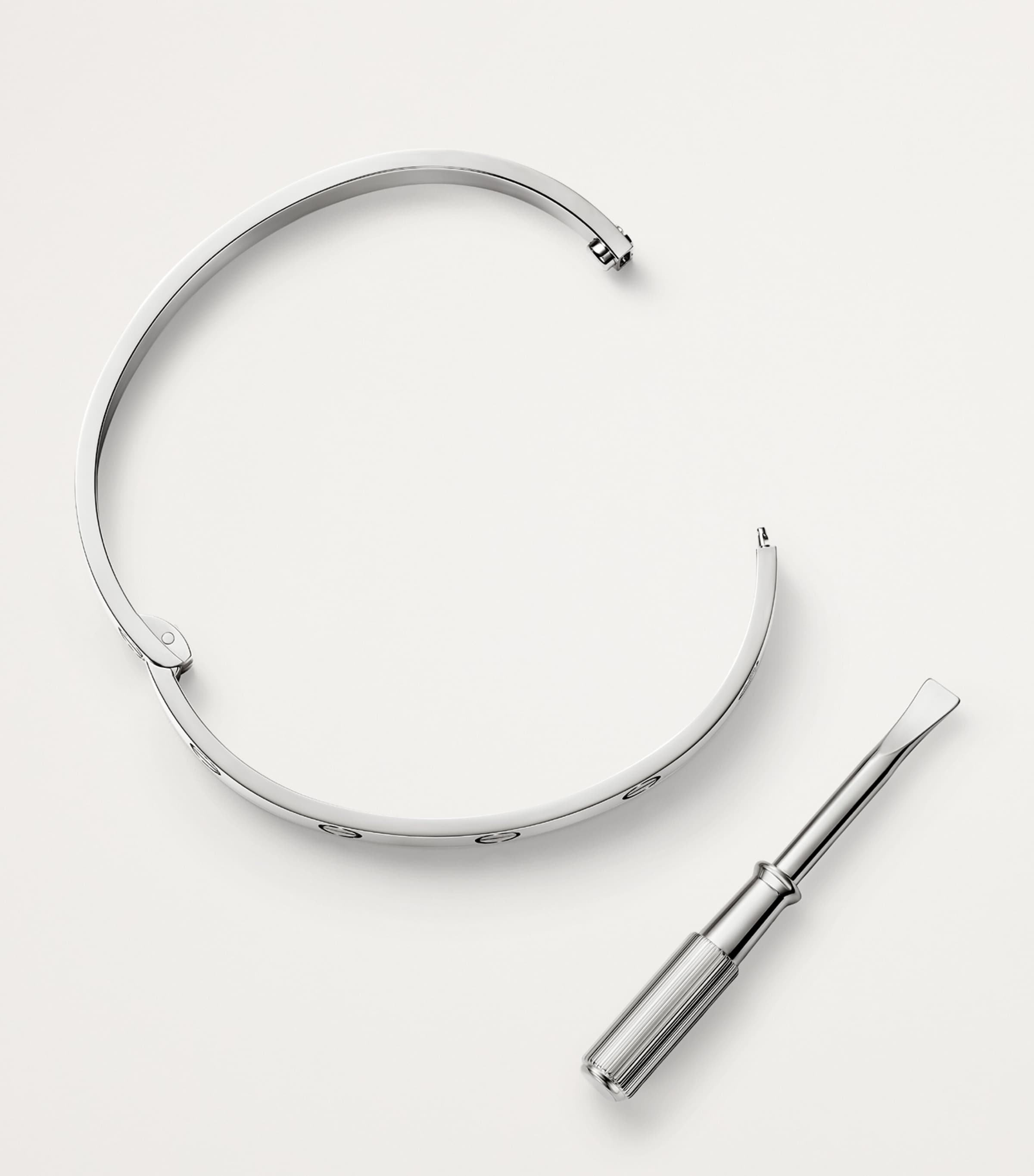 LOVE Classic White Gold Bracelet - Single-Screw Closure WHITE GOLD Image 6