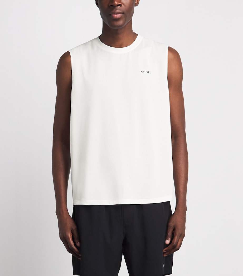 VUORI Mens Viewpoint Muscle 2.0 Tank Top Wbz White/breeze Image 4