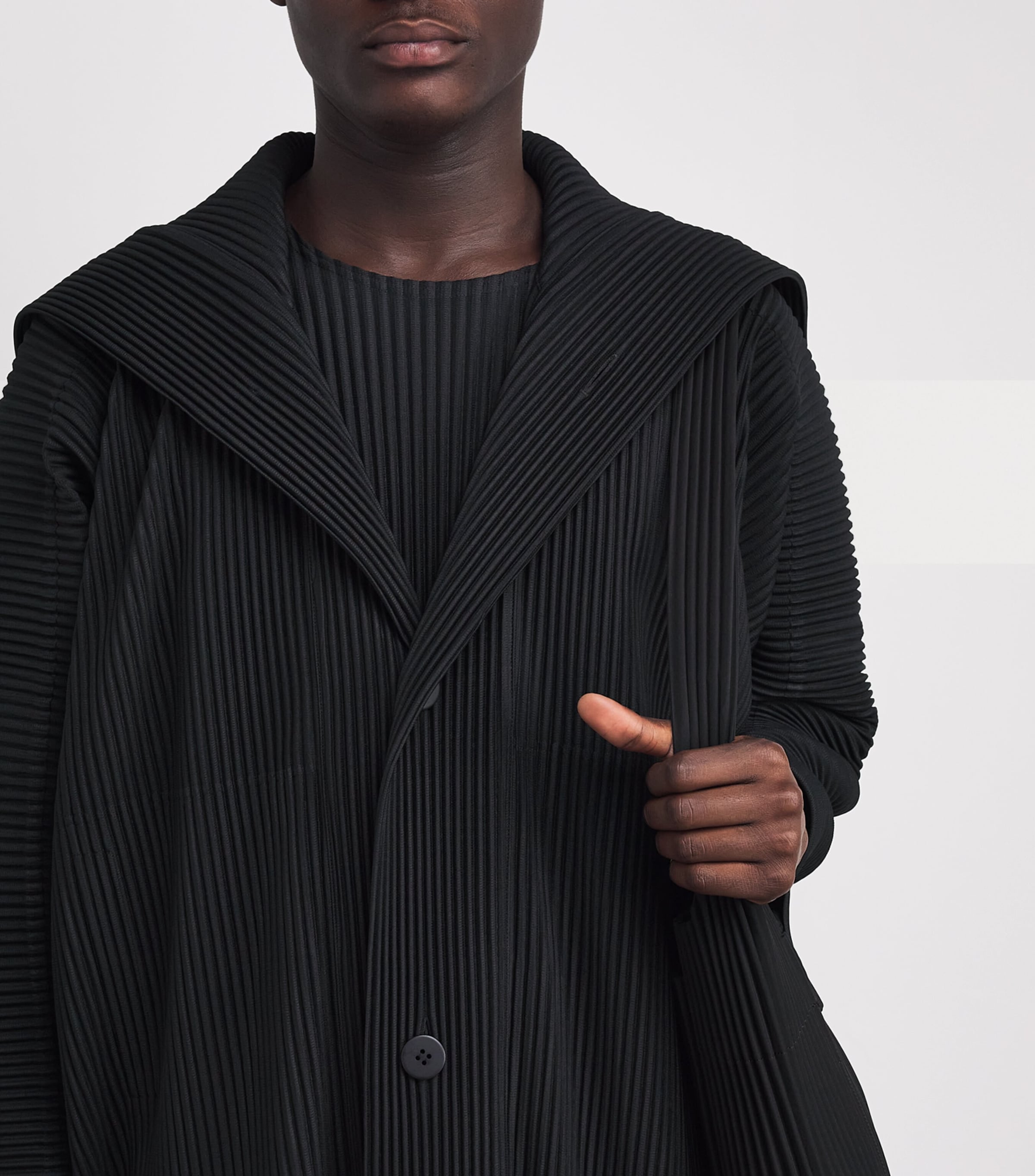 Pleated Long Coat 15-BLACK Image 6