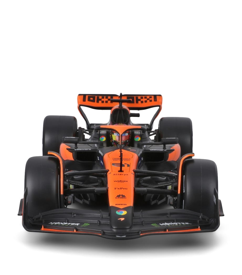 Bburago McLaren F1 MCL38 Oscar Piastri 2024 1:24 Model Image 6