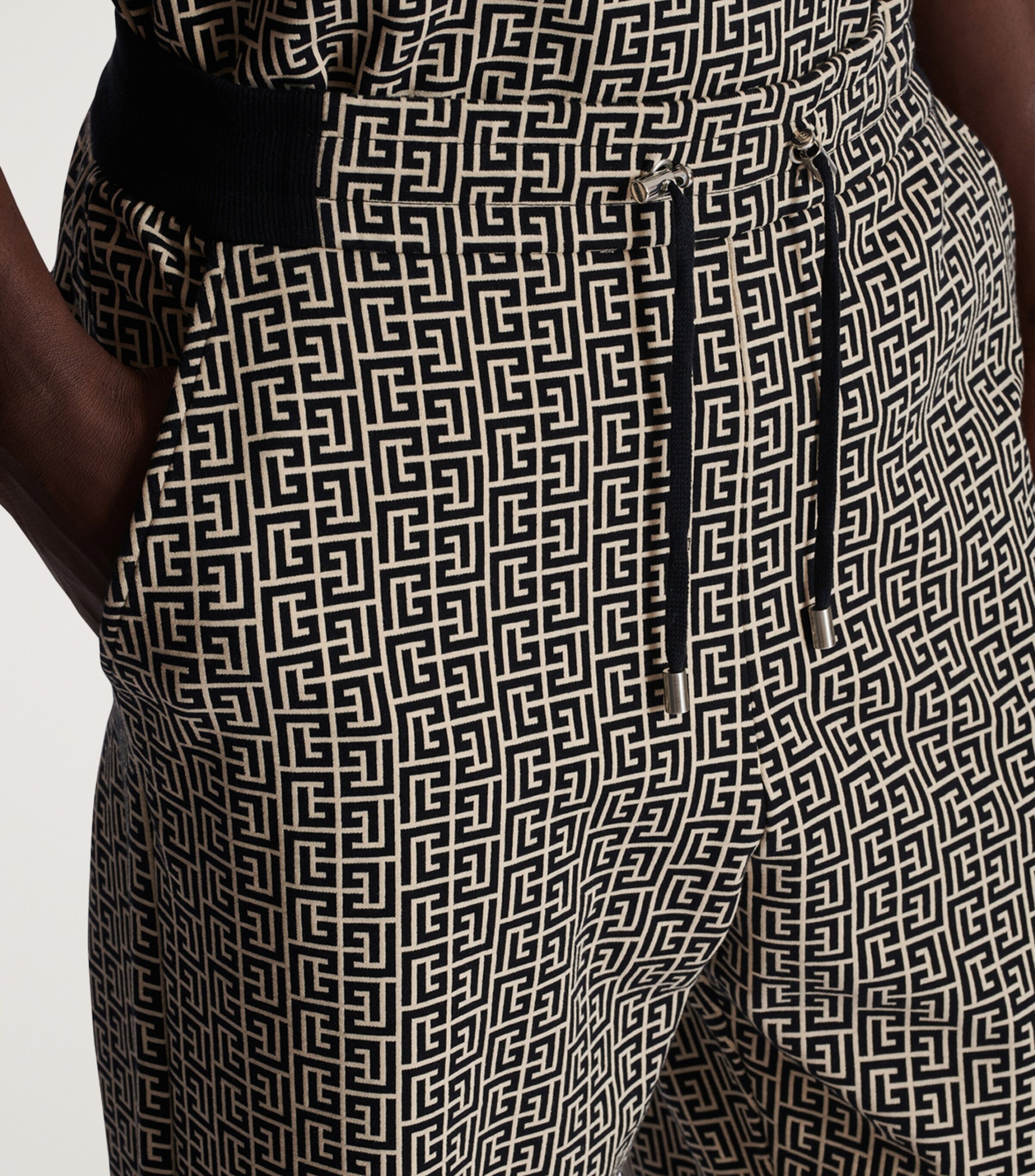 Balmain Mens Jacquard PB Labyrinth Sweatpants Gfe Ivoire/noir Image 7