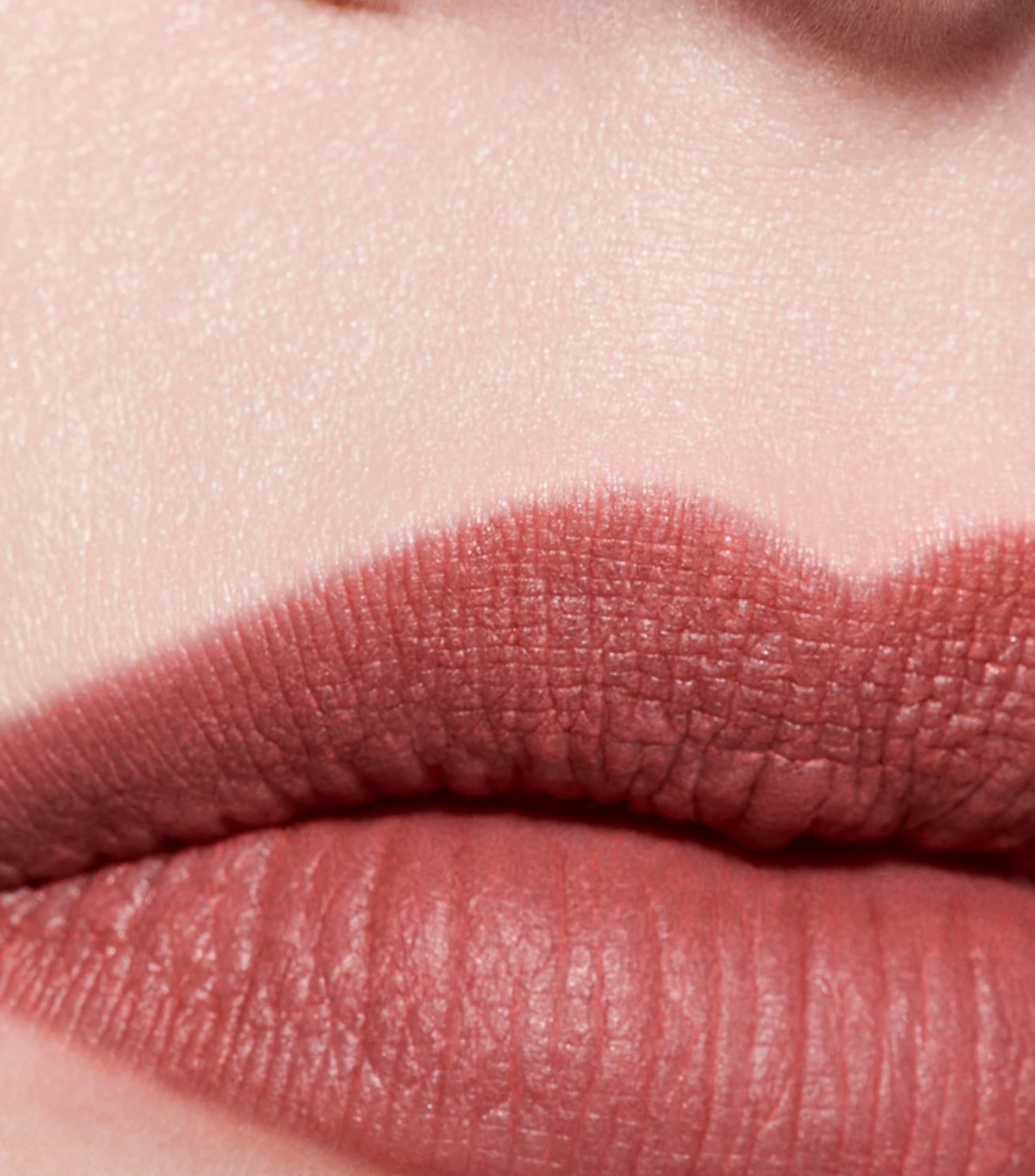 CHANEL ROUGE ALLURE VELVET LIMITED EDITION – Luminous Matte Lip Colour Image 5
