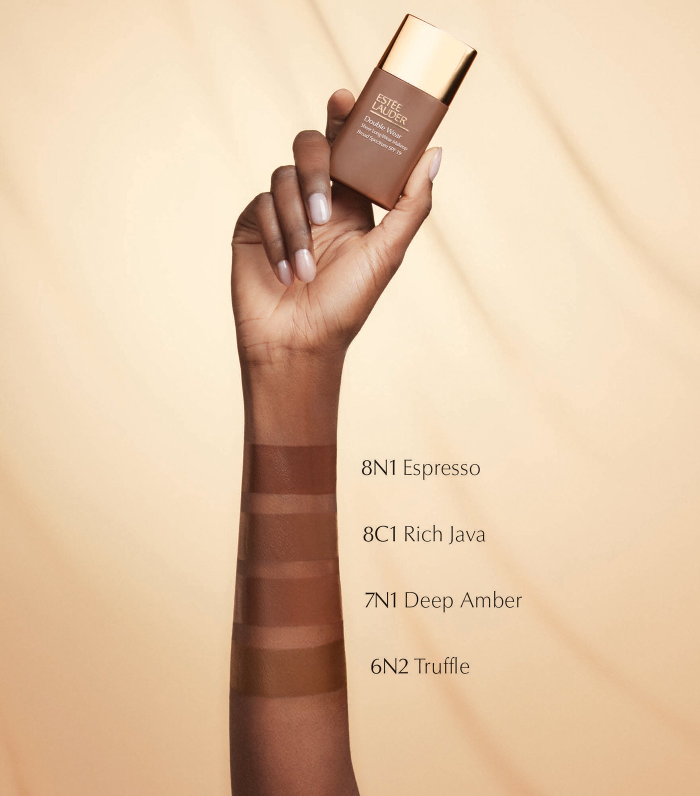 Estée Lauder Double Wear Sheer Long-Wear Foundation SPF20 (30ml) Shell Beige Image 5