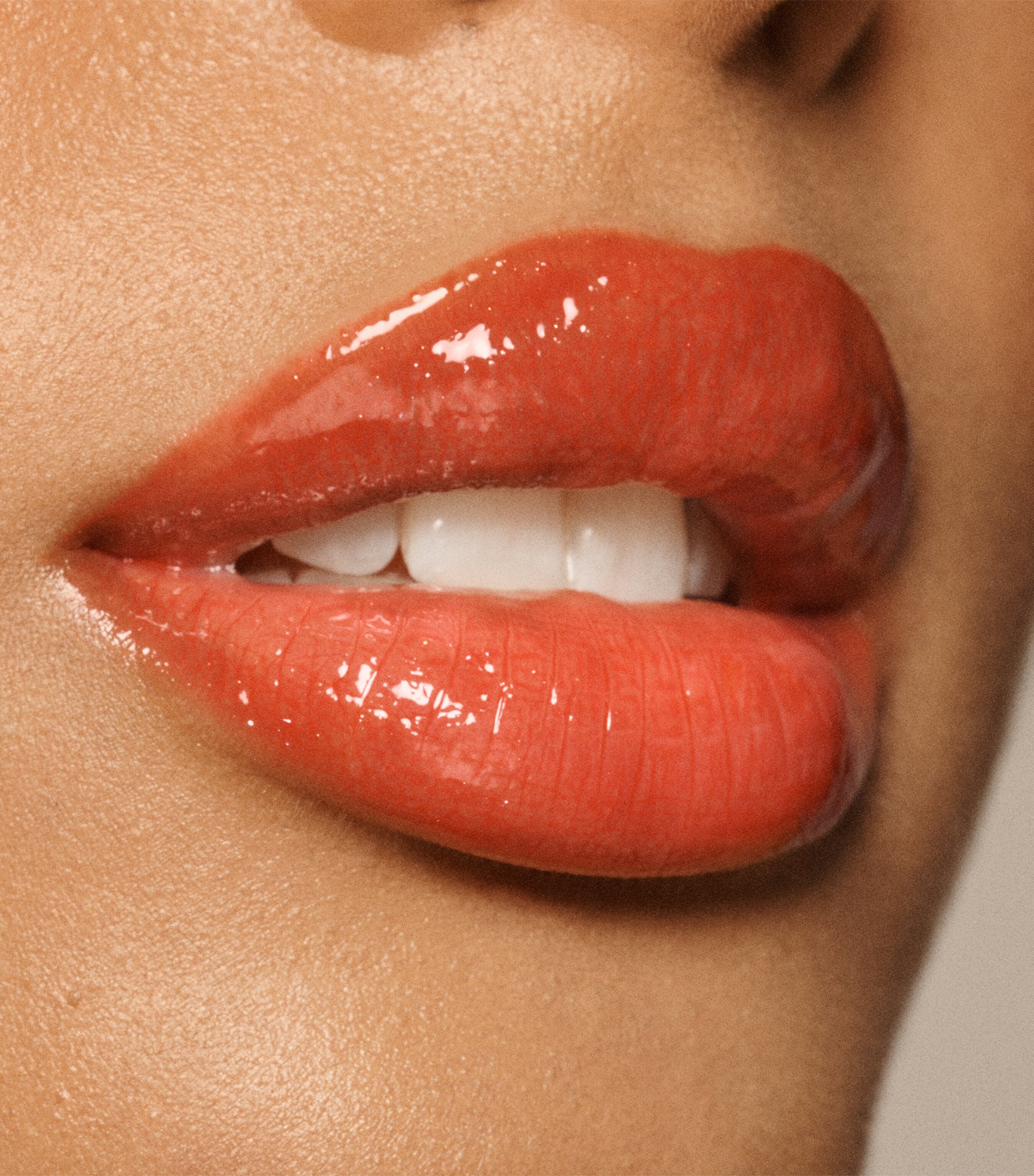 Vieve Lip Dew Strawb Image 2
