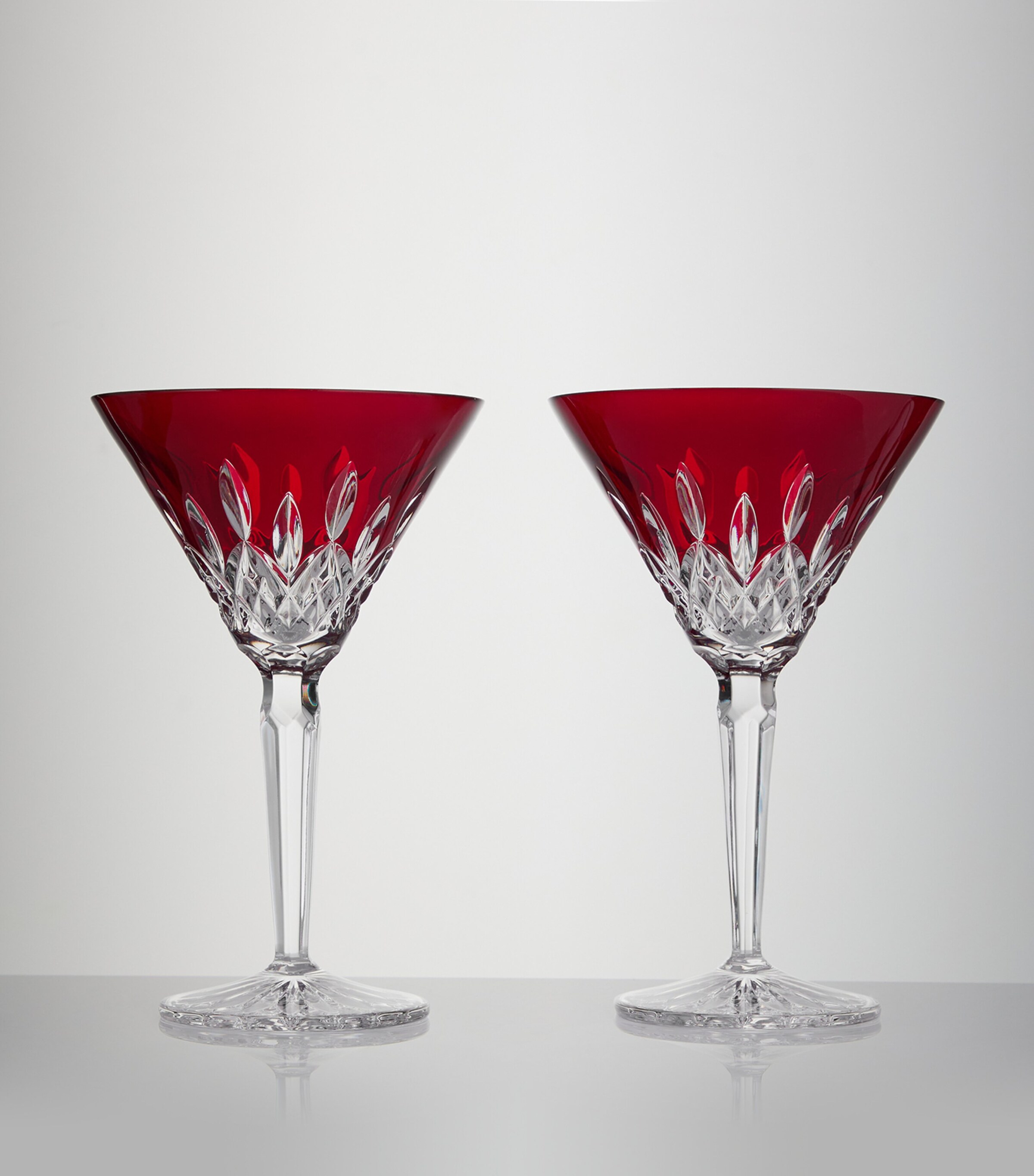 Set of 2 Lismore Red Martini Glasses (220ml) RED Image 3