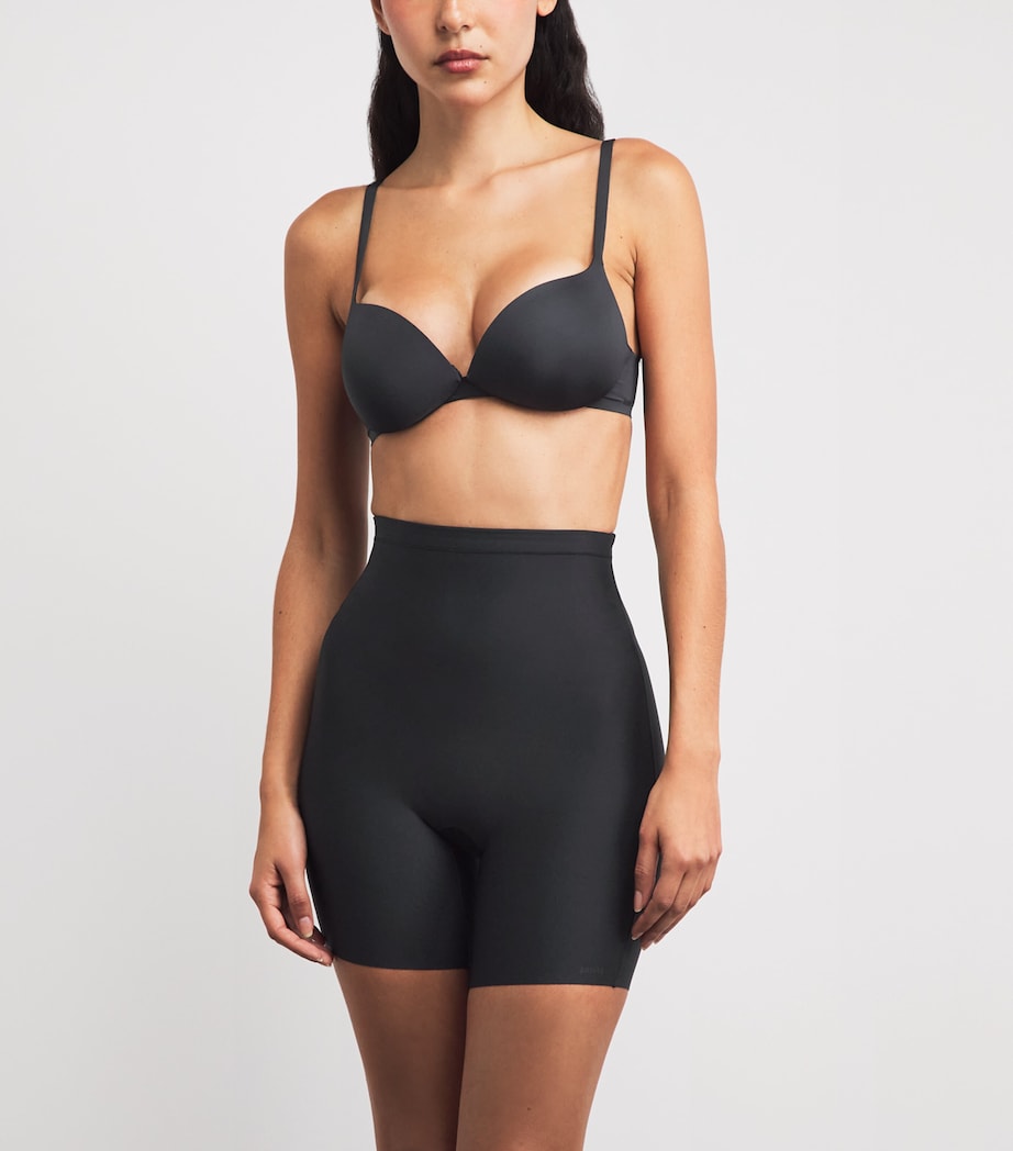 Skims Womens Core Sculpt Mid-Waist Shorts Onyx Image 2