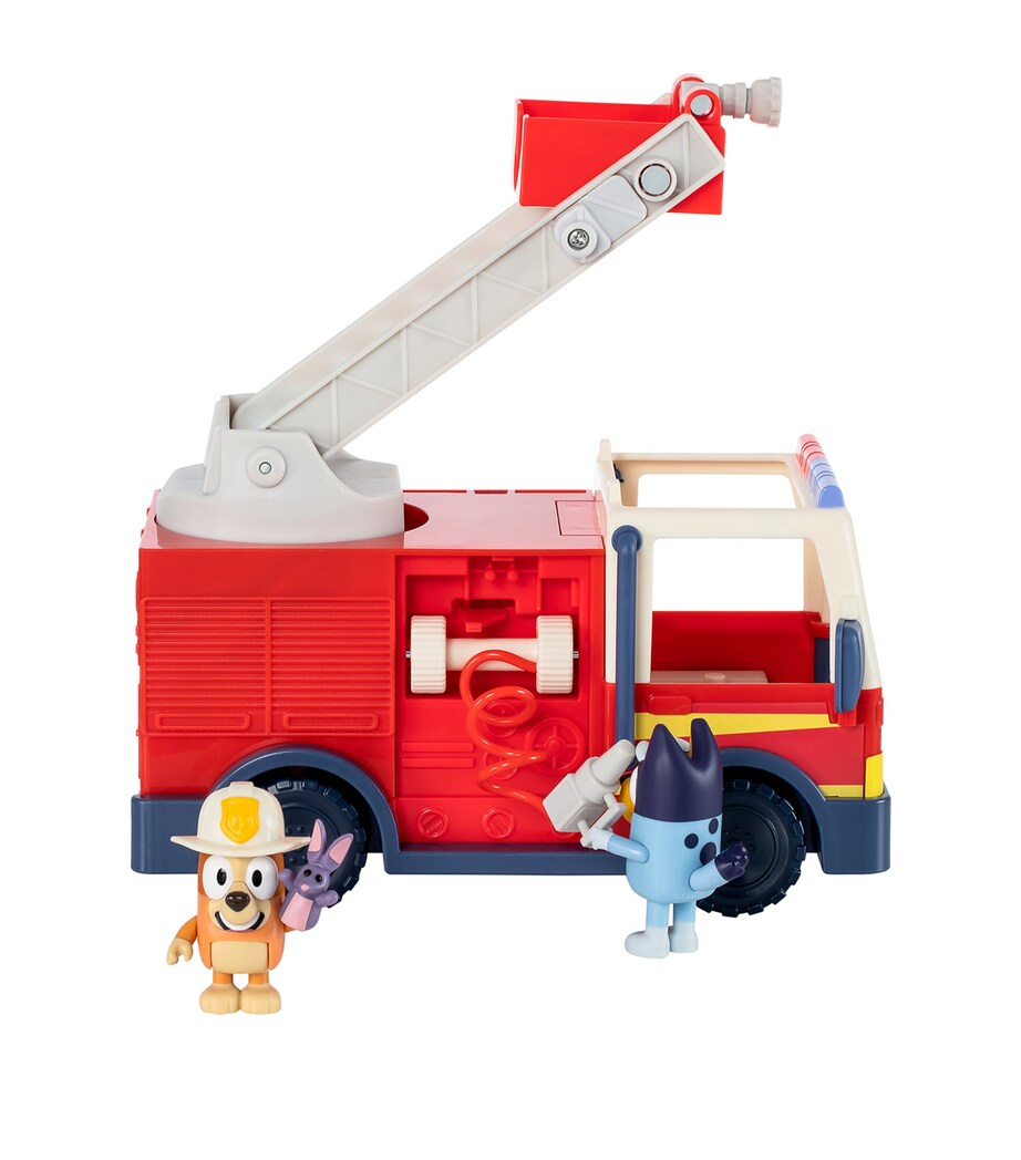 BLUEY Firetruck Play Set Image 6