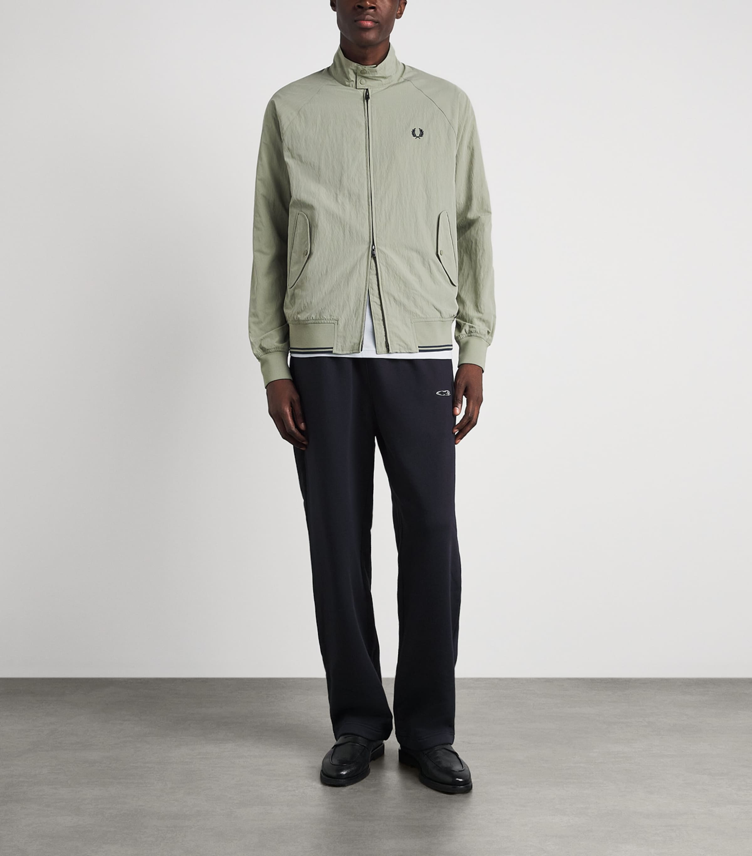 Fred Perry Mens Crinkle Harrington Jacket Seagrass Image 2
