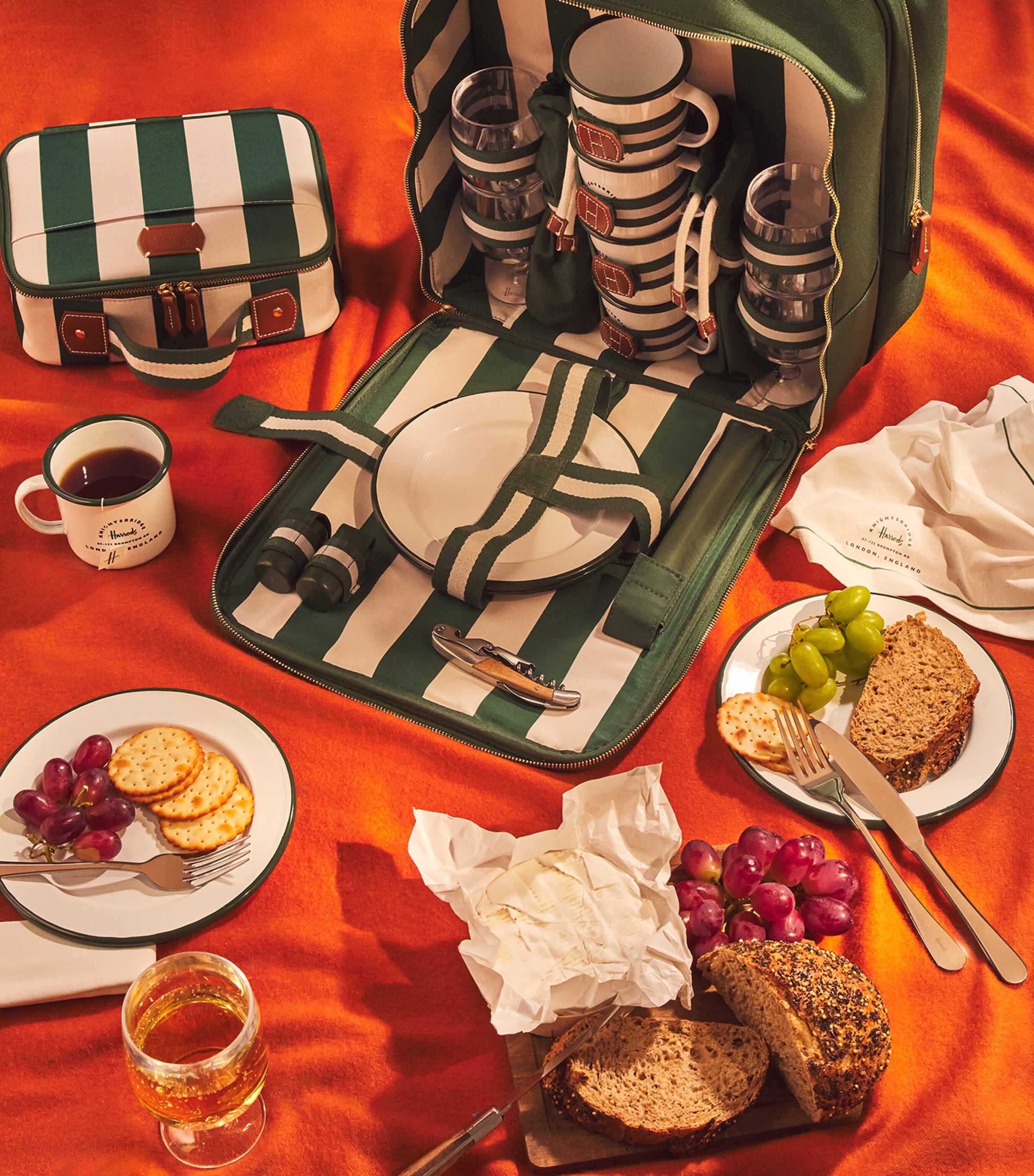 Harrods Picnic Backpack Harrods Green Image 6