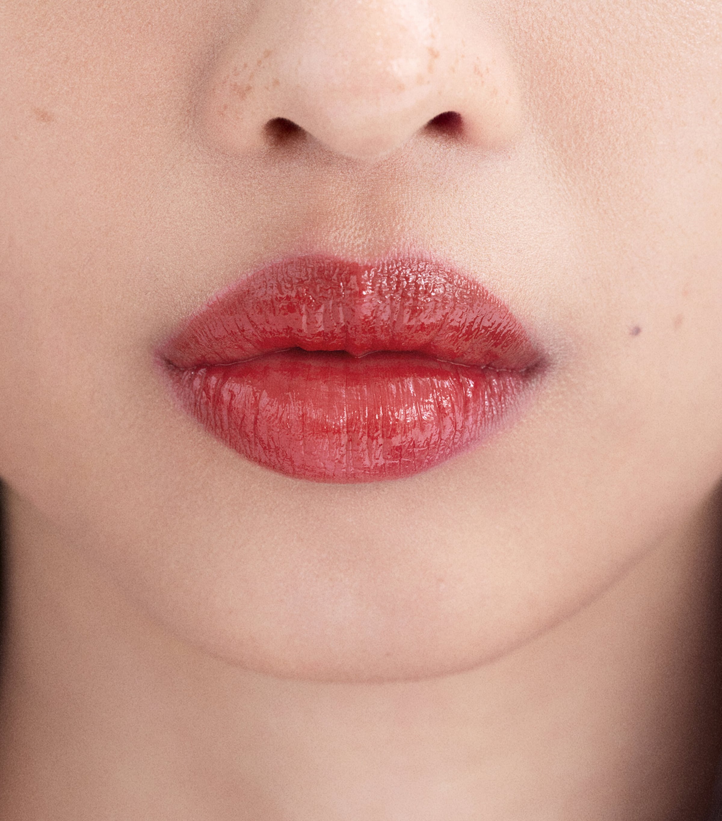 Lip Care BUSTING300 Image 5